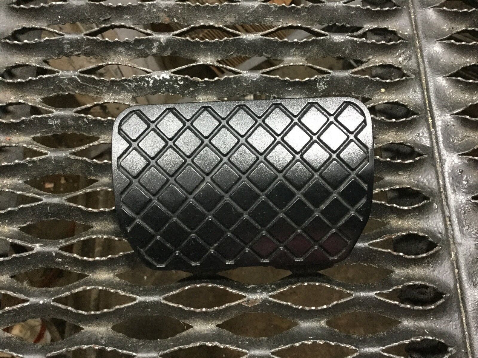 05-08 Audi A4 Brake Pedal Cover - OEM Replacement Part - Perfect for Car Upgrades & DIY Installations