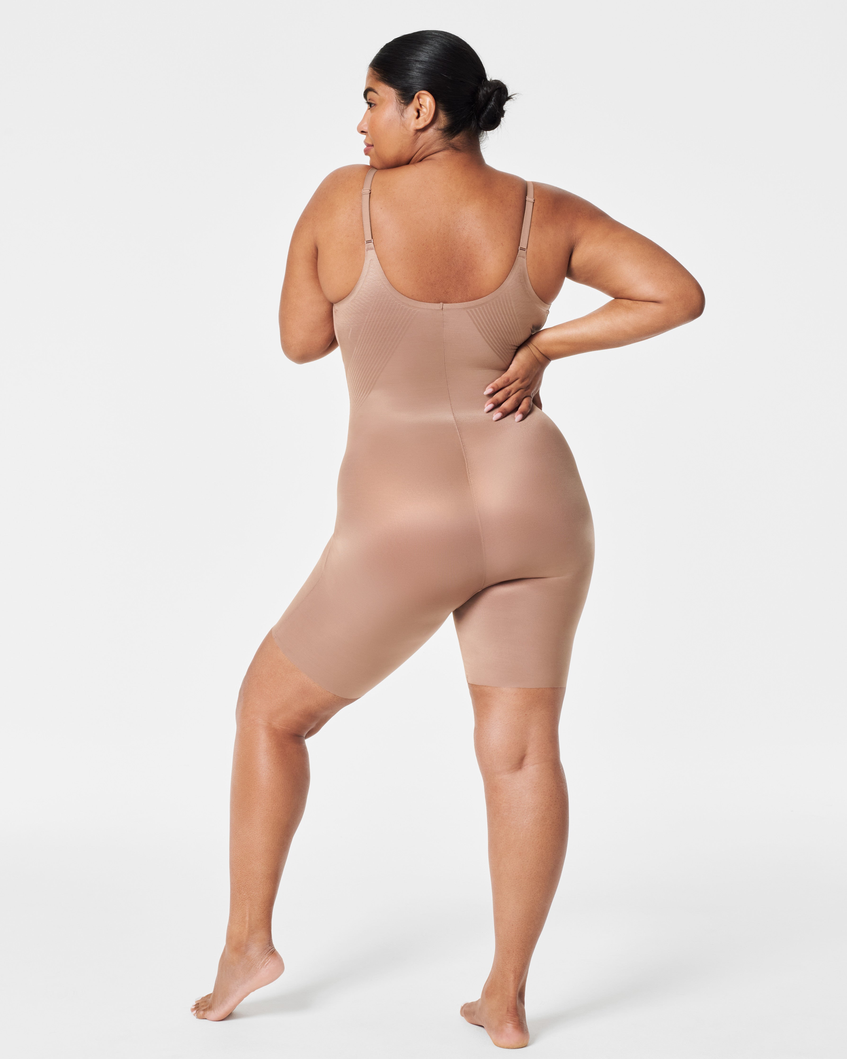 SPANX Shapewear Invisible Mid Thigh Bodysuit for Women - Seamless Slimming Shapewear for Everyday Wear & Special Occasions