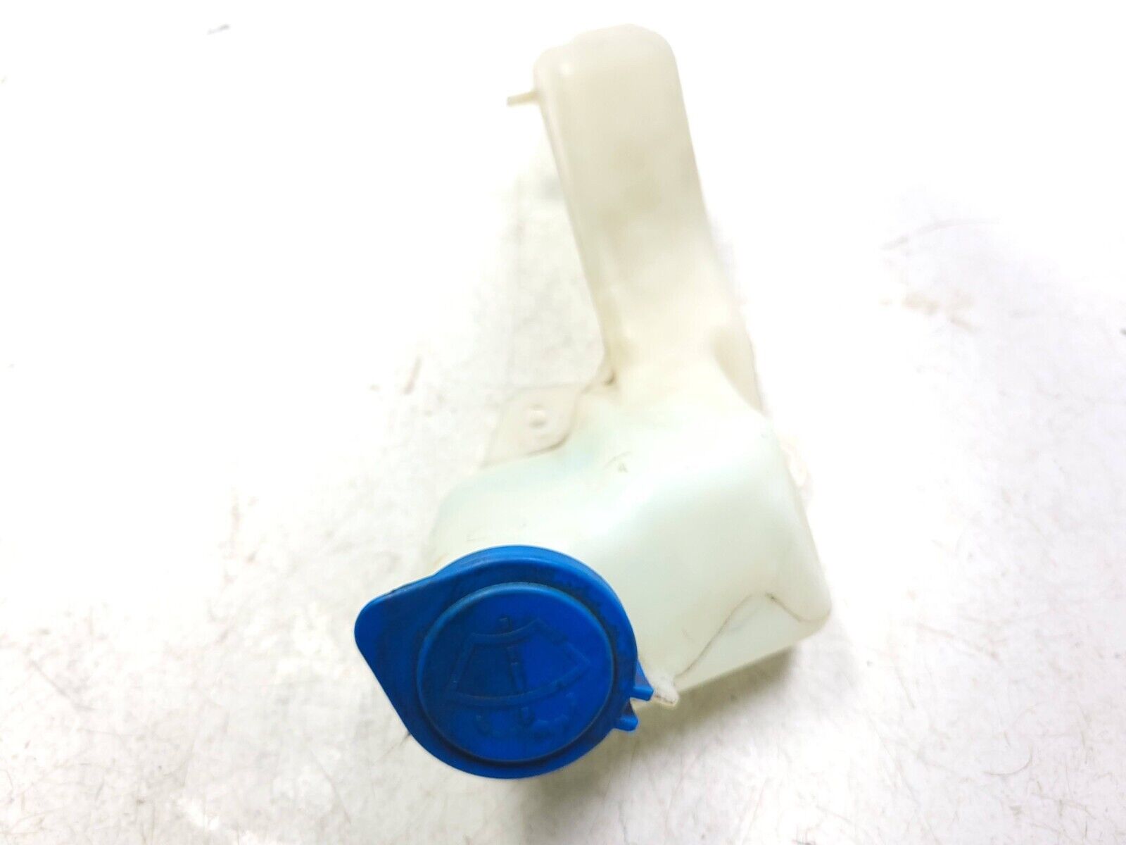 02 08 Jaguar X-Type Windshield Washer Fluid Reservoir OEM 86k - Genuine Replacement Part for Car Maintenance & Windshield Cleaning
