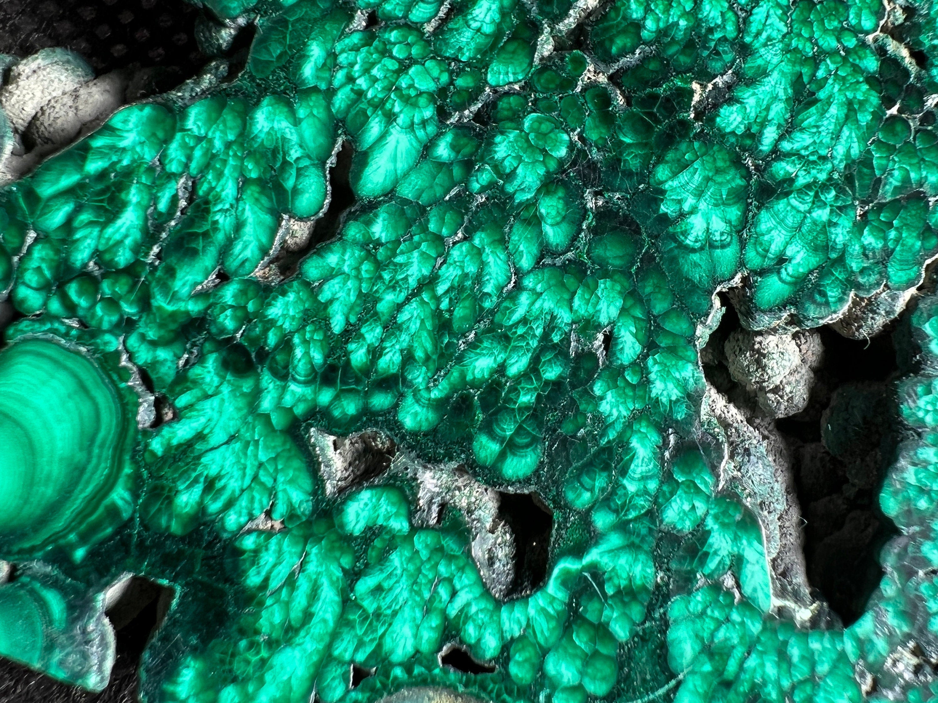 Natural Green Malachite Crystal Slab - Premium Stone for Jewelry Making, Unique Handcrafted Gift, Elegant Home Decor (50403) - Perfect for Meditation Spaces, Healing Crystals Collection & Luxury Interior Design