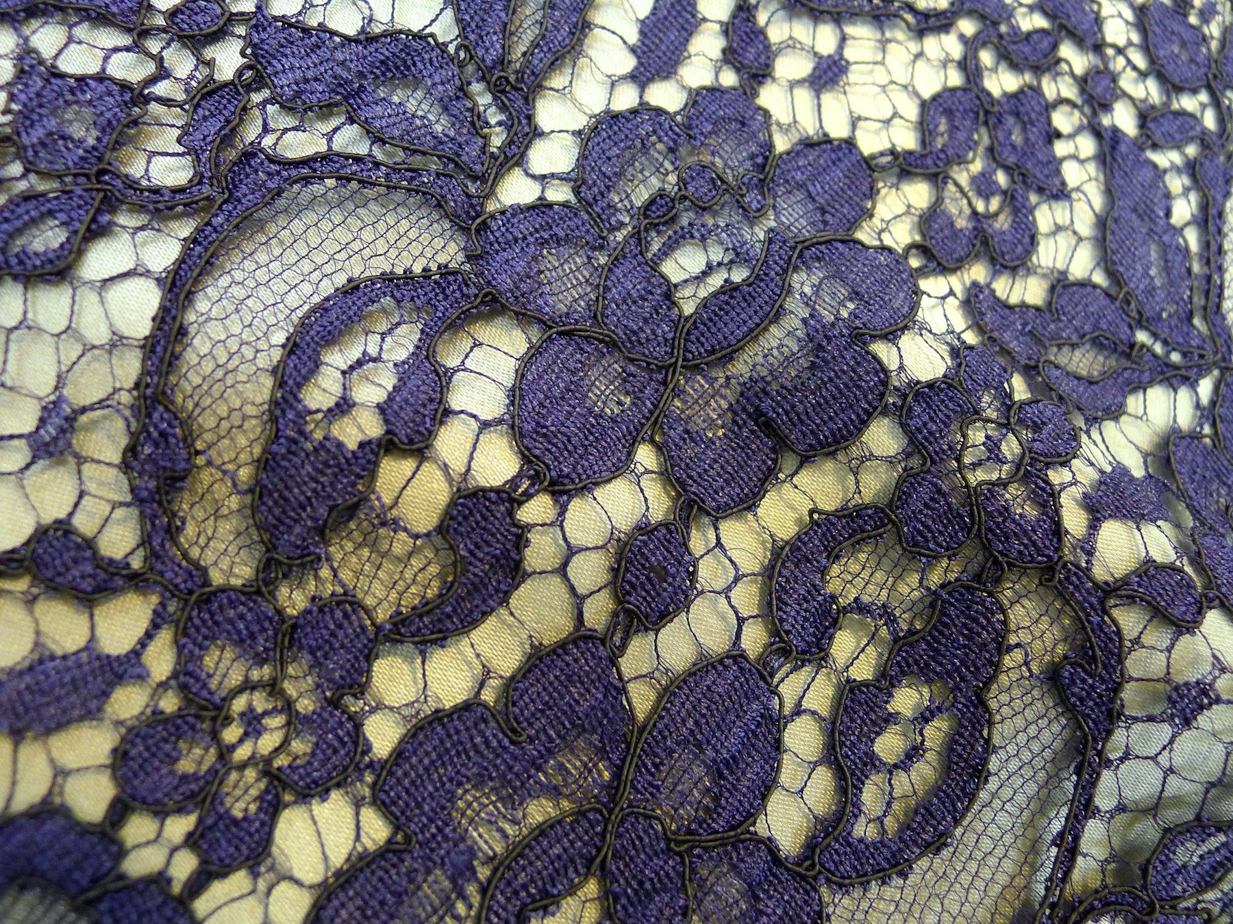 Elegant Bijou Corded Lace Trim - Delicate Fabric Embellishment for Wedding Dresses, Bridal Gowns & DIY Craft Projects
