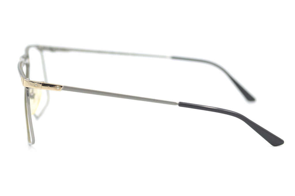 Essilor 120 17 000 - Premium Blue Light Blocking Glasses for Digital Eye Strain Relief - Perfect for Computer Work, Gaming & Screen Time Protection