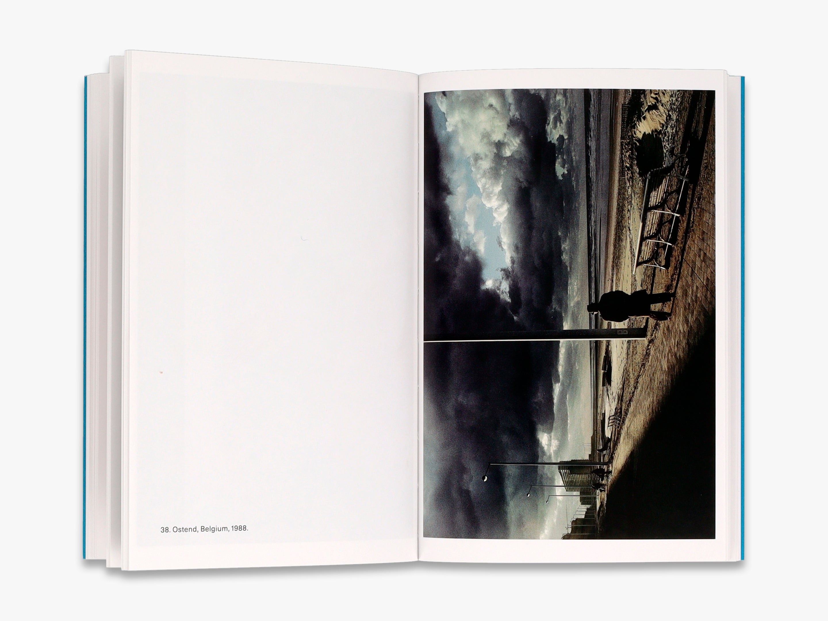 Harry Gruyaert Photofile - Stunning Photography Book for Collectors & Art Lovers | Perfect for Home Decor, Coffee Table Display & Gift Giving