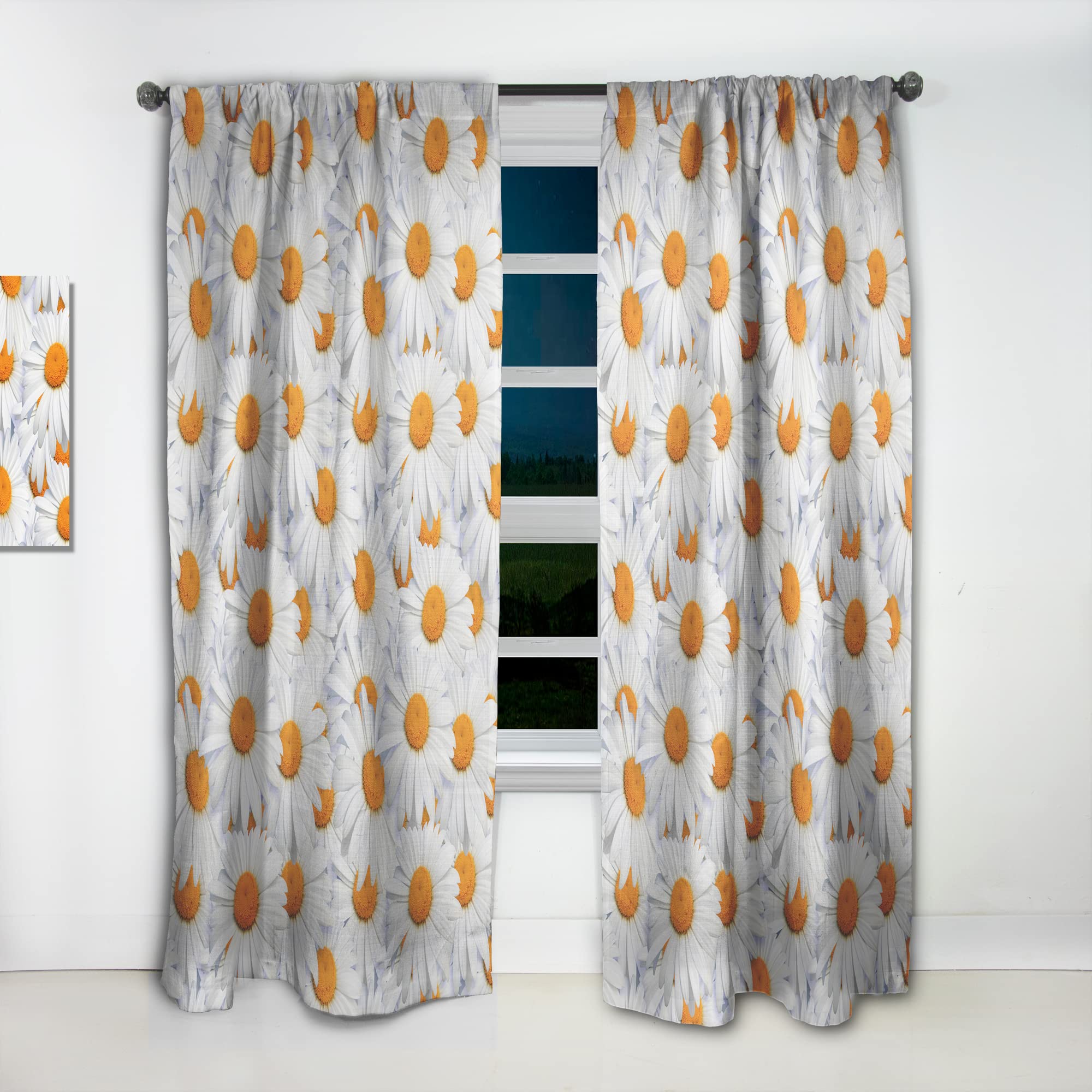 DesignQ Daisy Hearts Close-ups Thermal Insulated Curtains - Single Panel 52x84 - Elegant Window Treatments for Bedroom & Living Room - Perfect for Energy Saving & Light Control