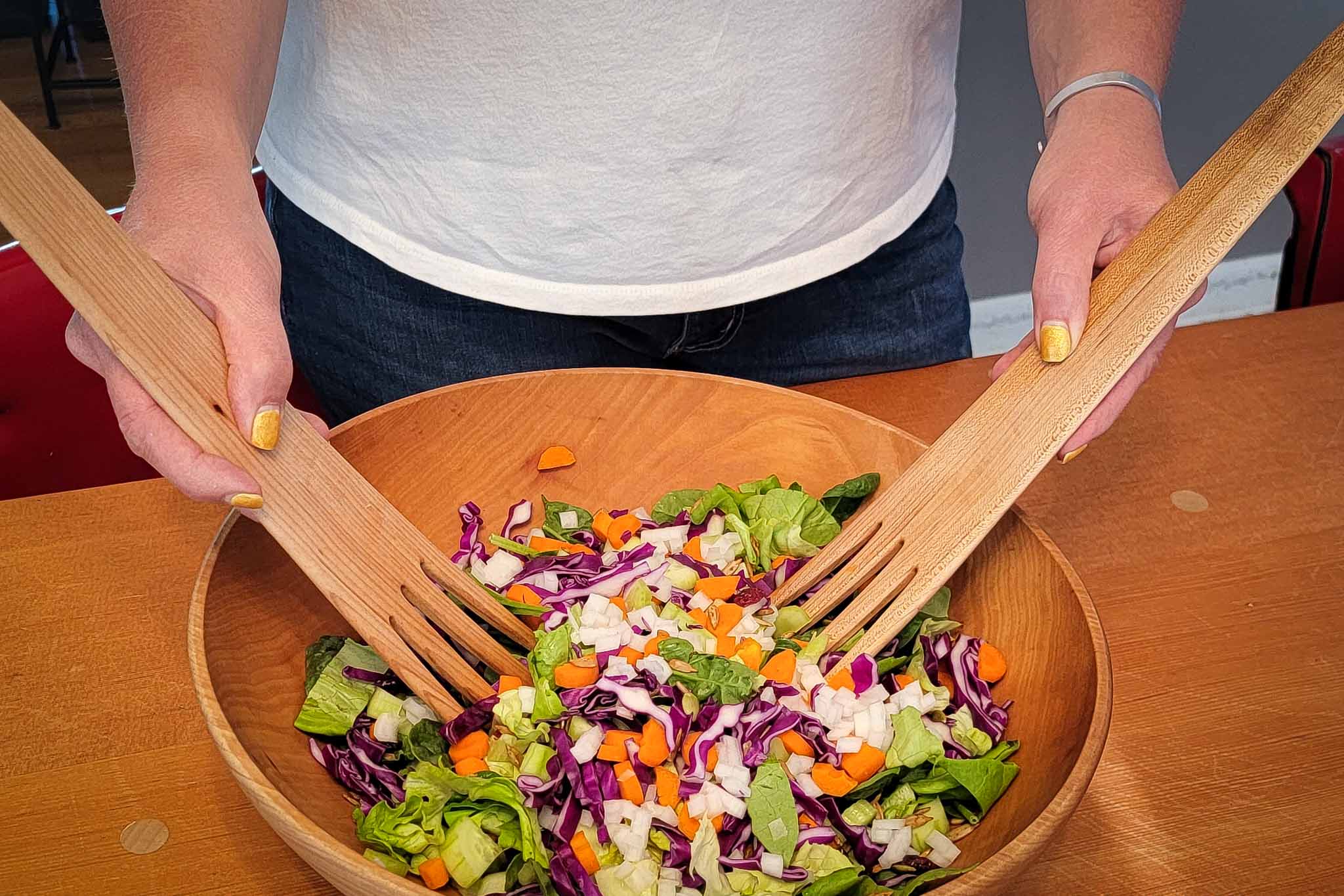 Eco-Friendly Wooden Salad Servers Set - Natural Bamboo Serving Utensils for Healthy Eating - Perfect for Salads, Pasta, and Family Gatherings