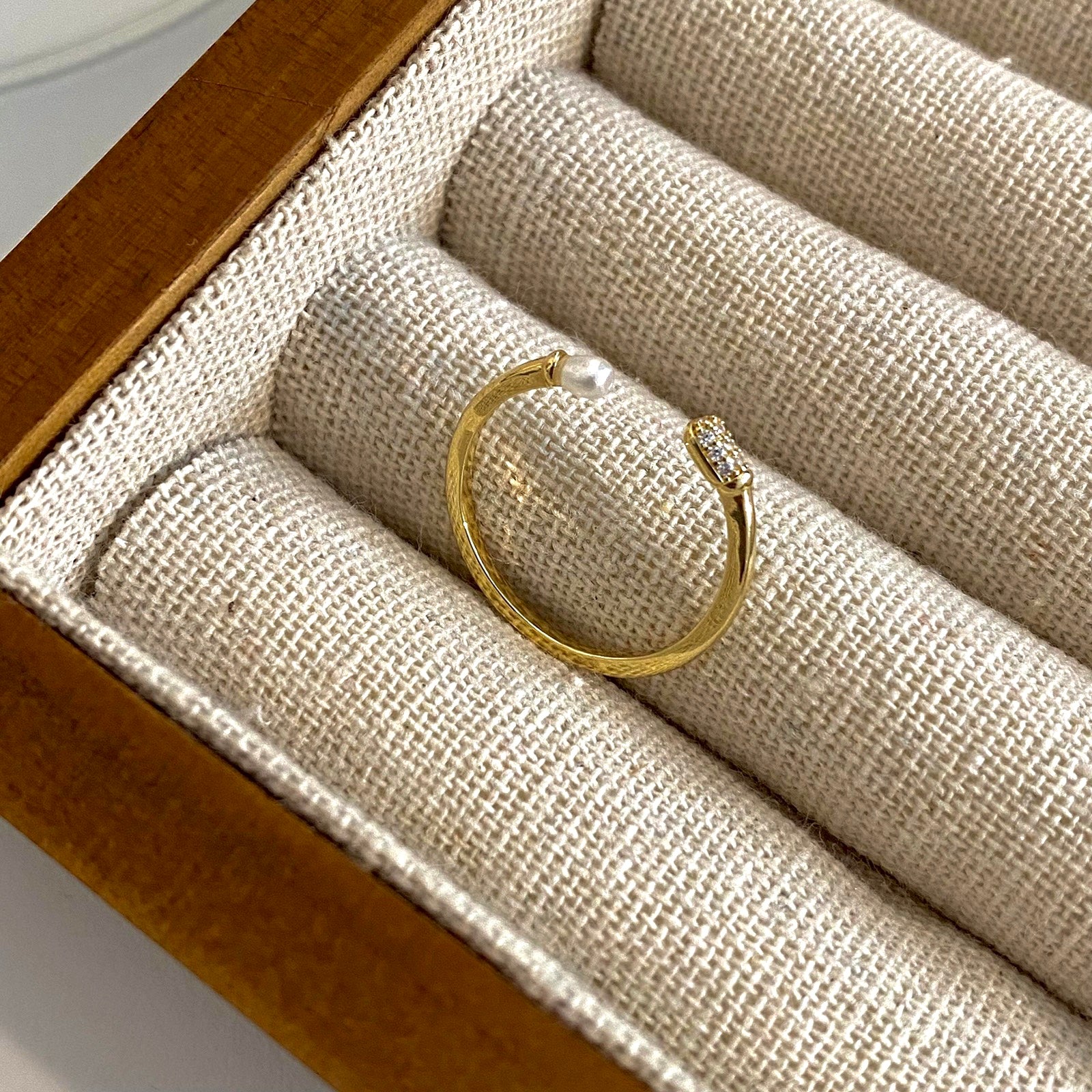Elegant Crossover Pearl Midi Ring Set for Women - Trendy Stackable Jewelry for Everyday Wear, Parties & Special Occasions | A8508
