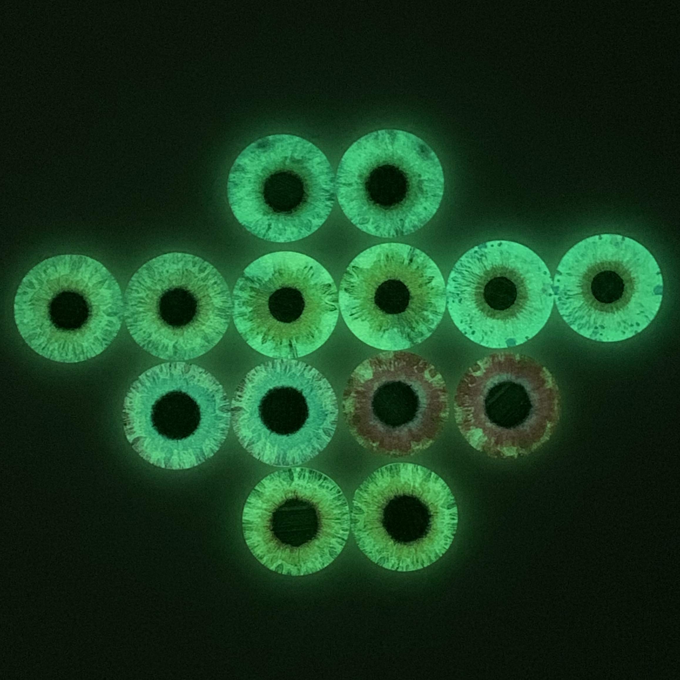 10 Pairs 30mm Glow in The Dark Glass Round Pupil Eyes - Flatback Dome Glass Cabochons for DIY Crafts, Polymer Clay Eyes, Jewelry Making & Resin Art Projects - Perfect for Halloween Decorations, Cosplay Accessories & Doll Making