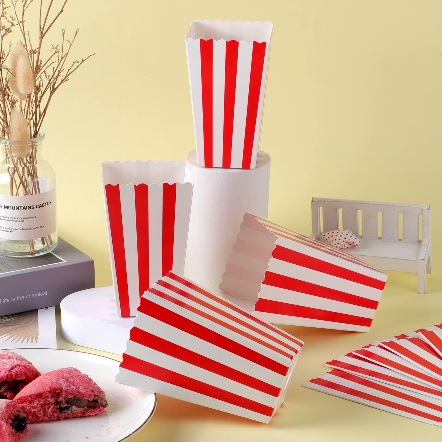 Yoosso 20-Piece Popcorn Box Set - Red & White Candy Containers for Popcorn, Cookies & Snacks | Perfect for Birthday Parties, Movie Nights, Weddings & Carnival Events