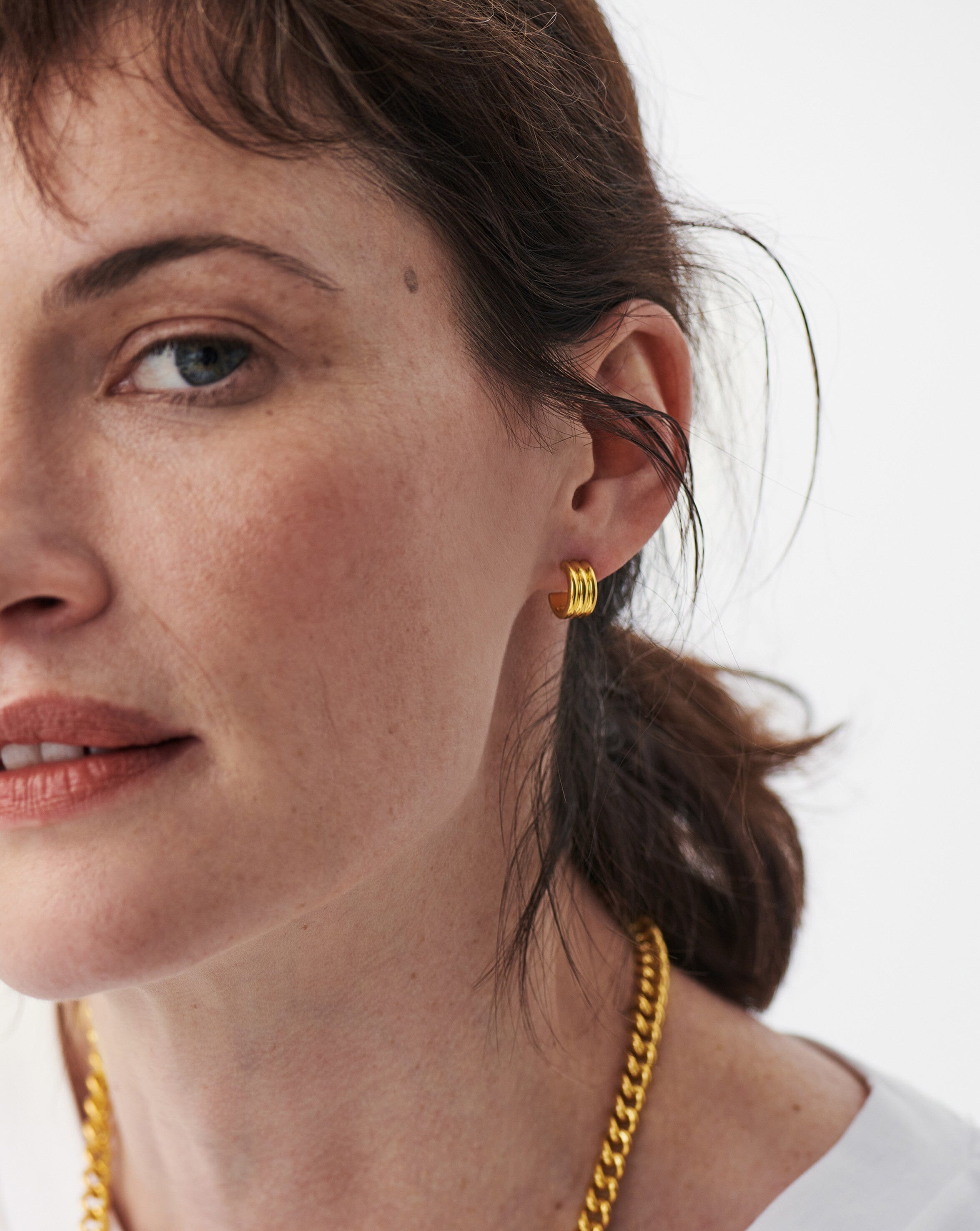 Vintage Mini Hoop Earrings for Women - Classic Small Gold Hoops - Perfect for Everyday Wear, Parties & Gifts