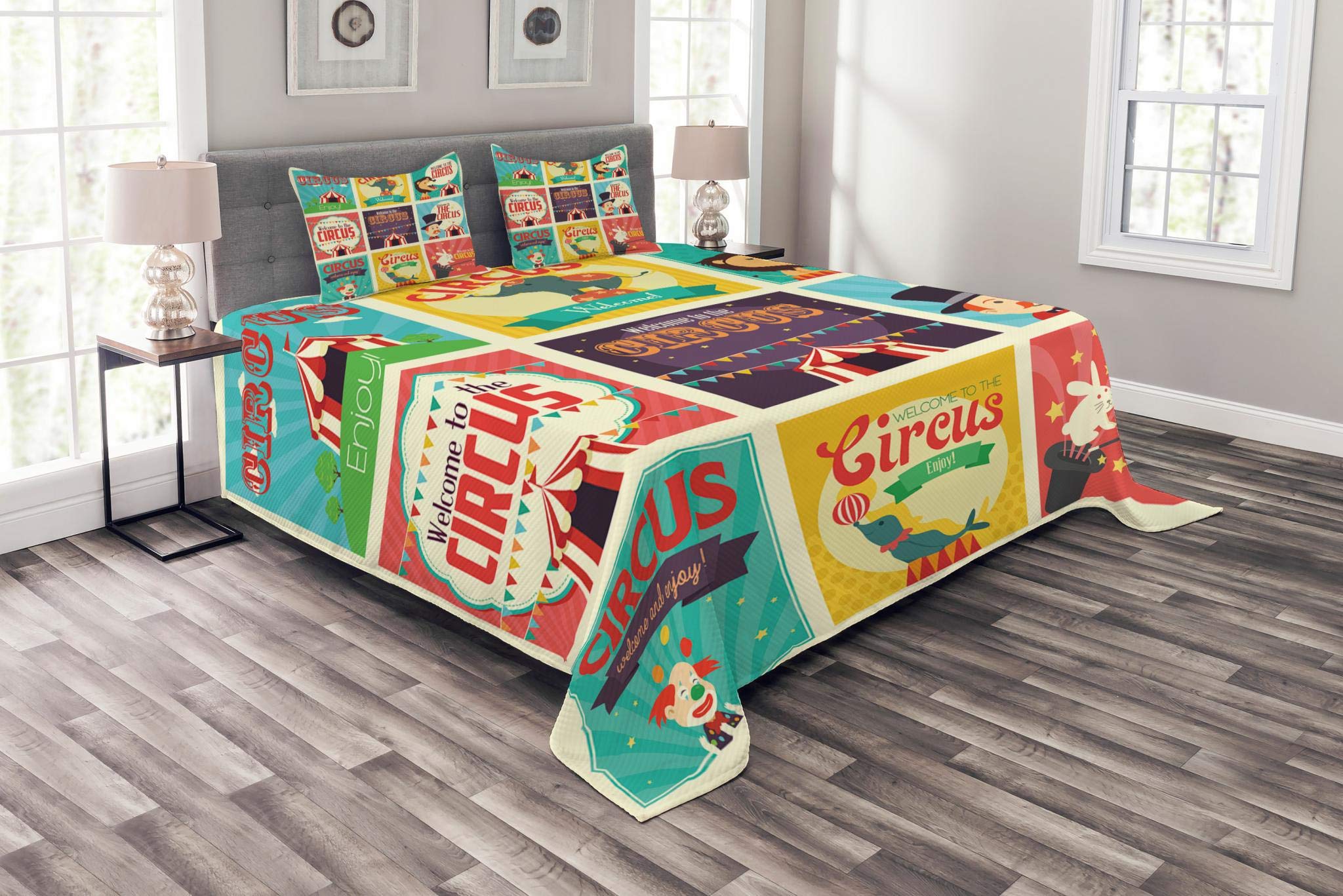 Ambesonne Vintage Circus Carnival Bedspread Set - 3 Piece King Size Bedding with 2 Pillow Shams, Retro Magician & Nostalgic Design, Multicolor - Perfect for Themed Bedrooms, Circus Lovers & Vintage Decor