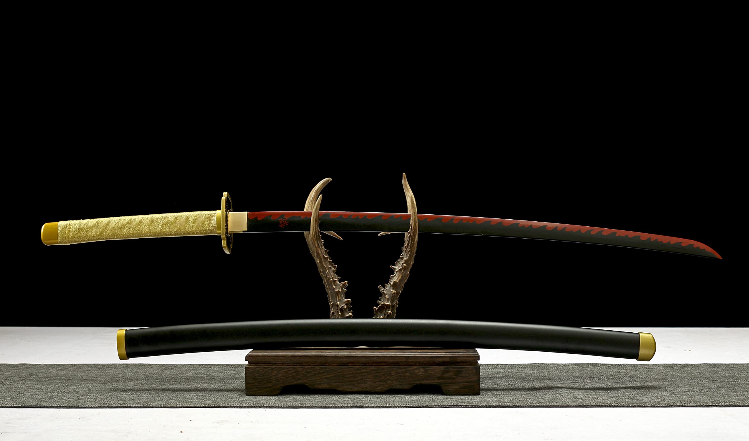 Demon Slayer Katana - Kimetsu no Yaiba Tanjiro Kamado & Shinobu Kocho Cosplay Sword Replica - High Carbon Steel Anime Collectible for Cosplay, Display, and Gift Giving