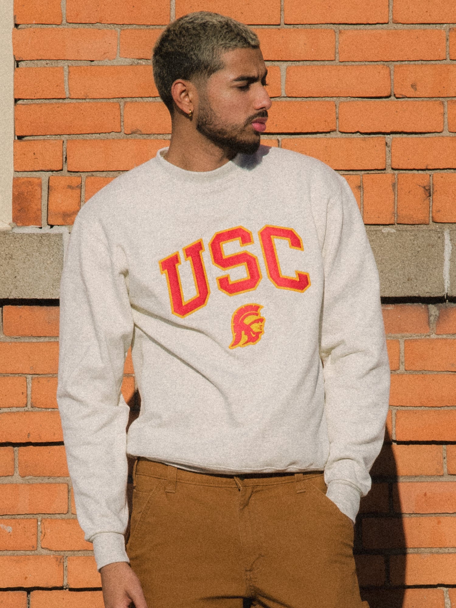 Champion USC Crewneck Sweatshirt - Comfortable & Stylish Unisex Pullover for College Fans, Casual Wear & Gameday Outfits
