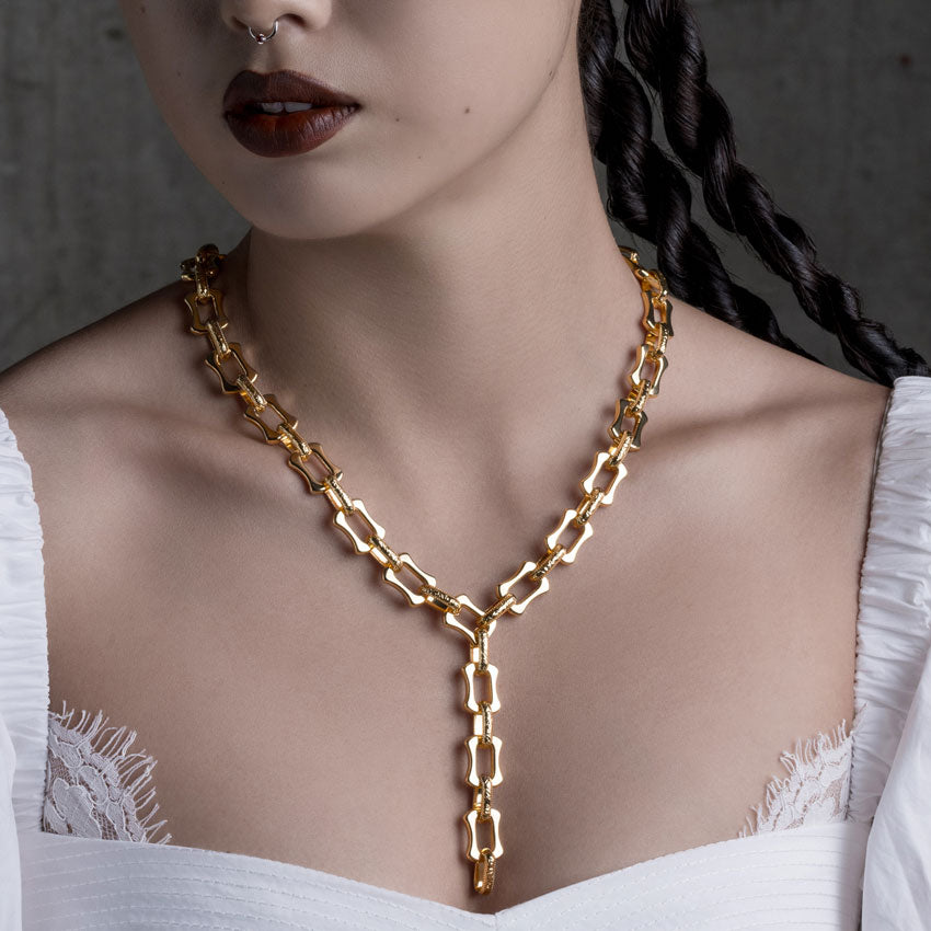 VANQUISH Chunky Lariat Chain Necklace - 18K Gold Plated Layered Statement Jewelry for Women, Perfect for Parties, Weddings & Everyday Elegance