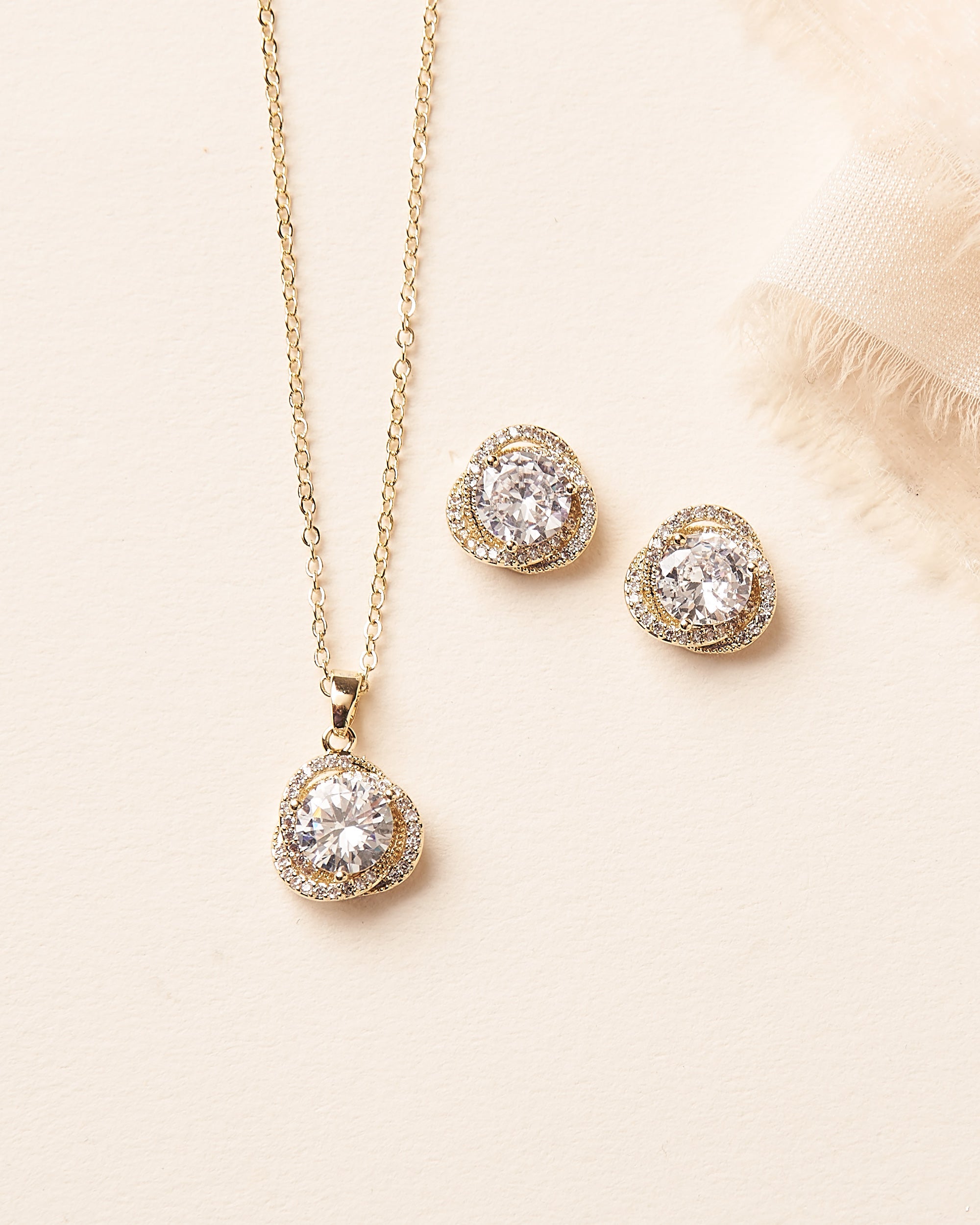 Teagan Pendant Necklace Set - Elegant Layered Gold & Silver Necklaces for Women | Perfect for Everyday Wear, Date Nights & Special Occasions