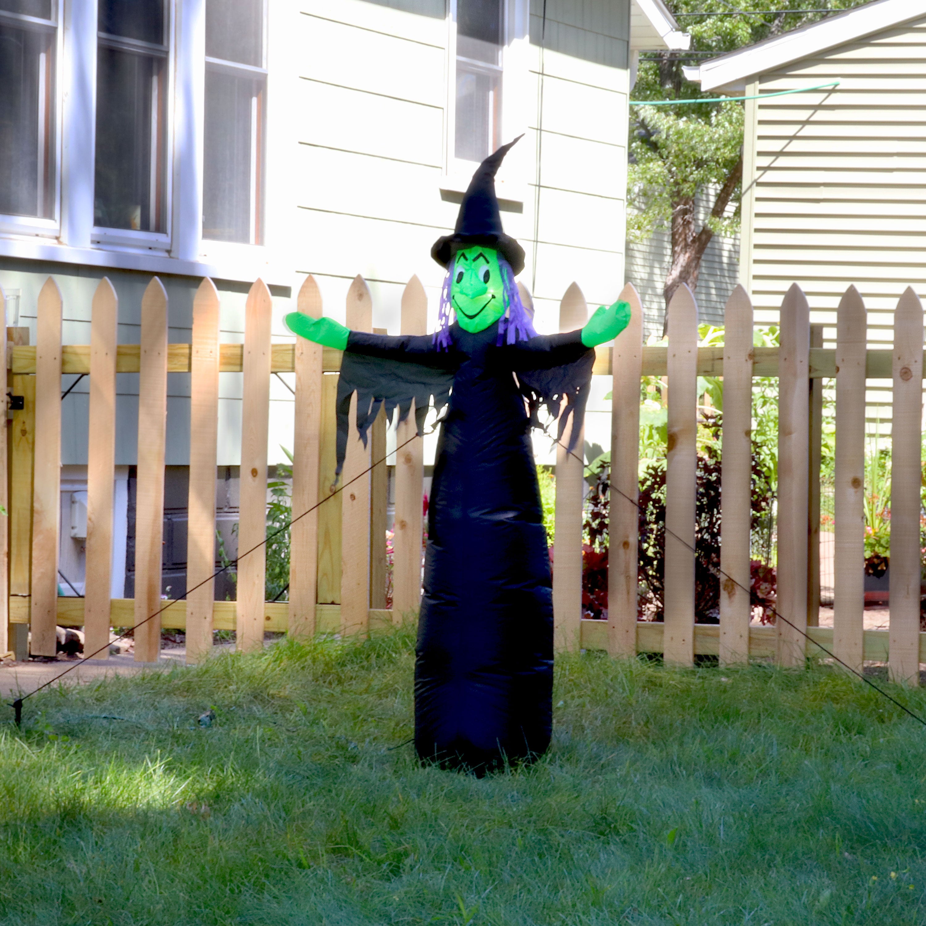 5' H Sunnydaze Wendolyn the Wicked Witch Halloween Inflatable Decoration - Spooky Yard Decor for Halloween Party & Outdoor Decorations