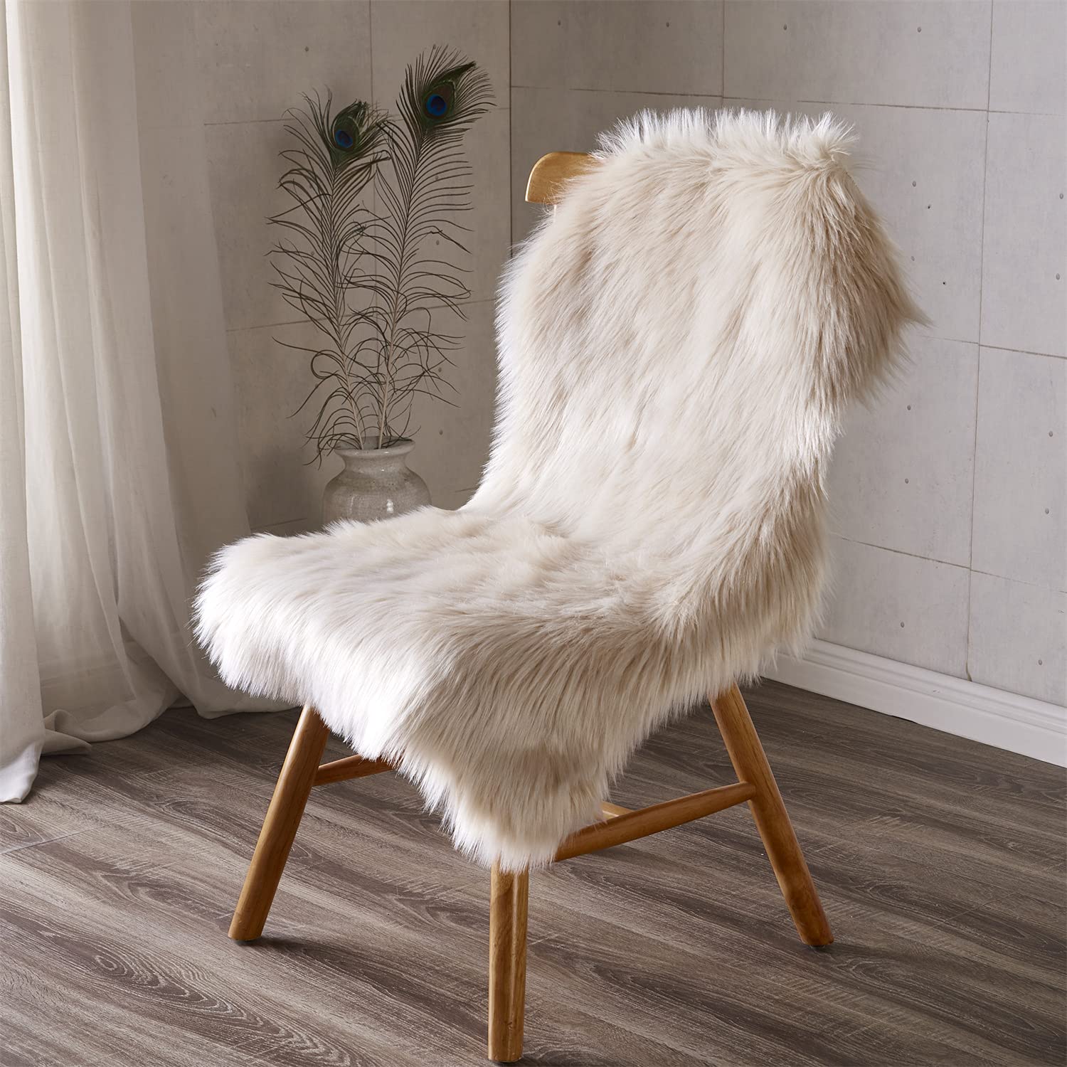Arbosofe Faux Fur Sheepskin Rug - Soft Fluffy Beige Shaggy Area Rug 2x3 Feet for Bedroom & Living Room - Cozy Home Decor for Floor, Sofa, Nursery & Pet Area