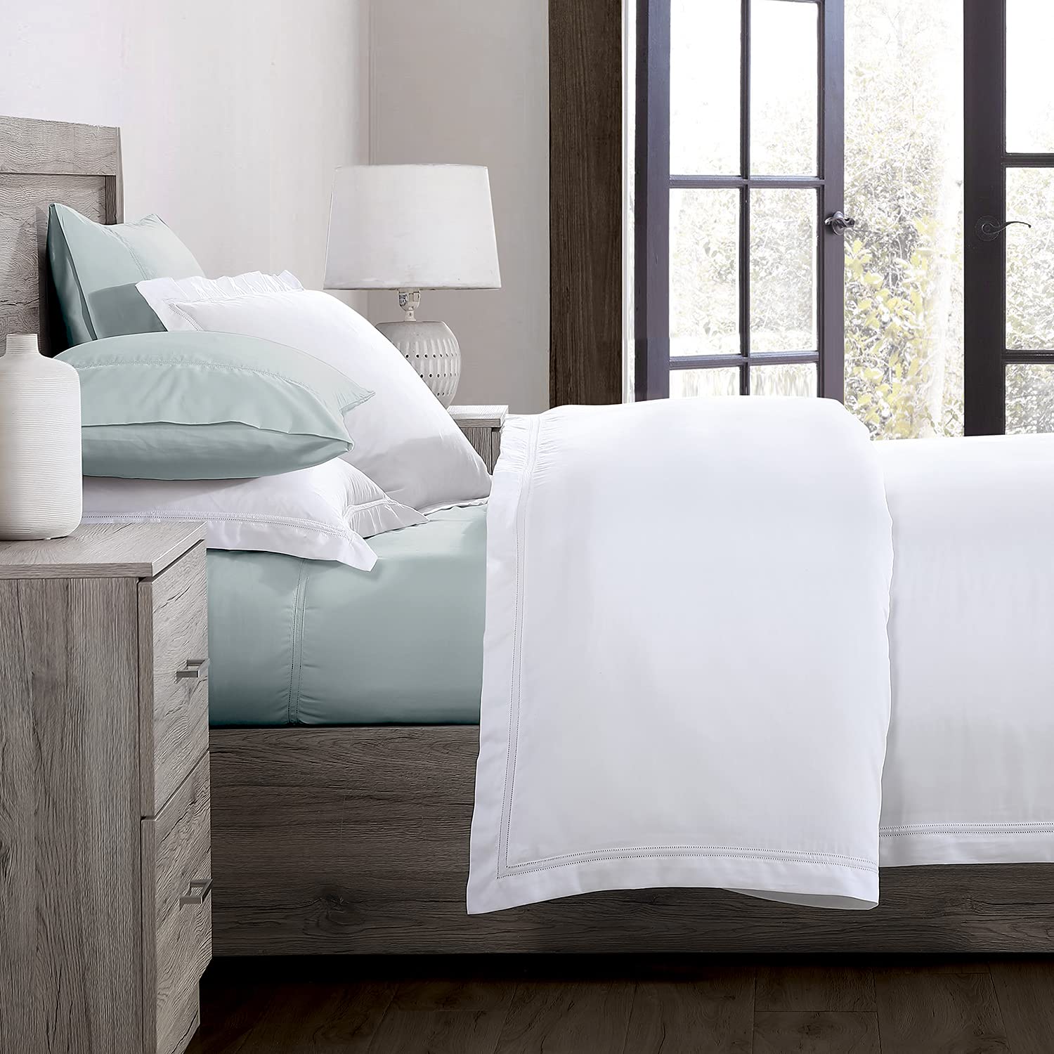 Pure Parima Luxury 100% CEA Certified Egyptian Cotton Sheet Set - Extra-Long Staple, Breathable & Cooling Bed Sheets with Double Hem-Stitched Flat Sheet, Fitted Sheet & 2 Pillowcases for California King Beds - Perfect for Hot Sleepers & Spa-Like Comfort