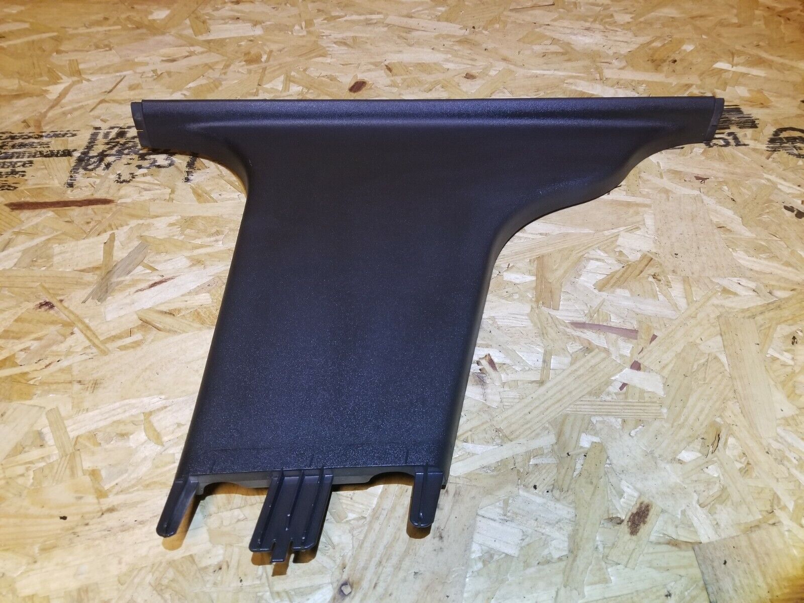 05-07 Volvo S40 Right Passenger Side Lower B Pillar Trim Panel OEM Replacement Part - Perfect for Interior Repair & Car Restoration Projects