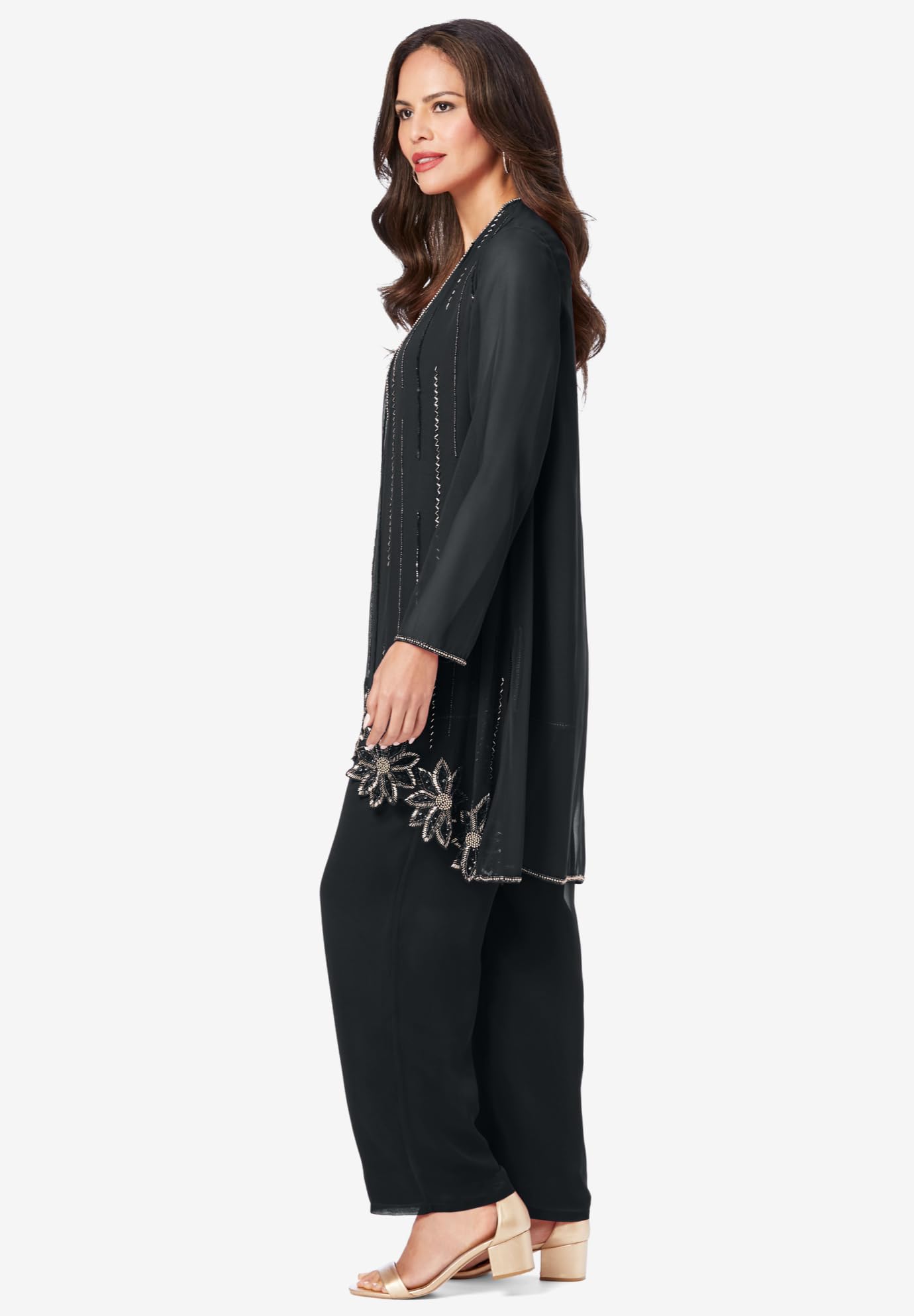 Romantic Floral Beaded Plus Size Pajama Set for Women - Soft Sleepwear & Lounge Outfit for Comfortable Nights & Relaxing at Home