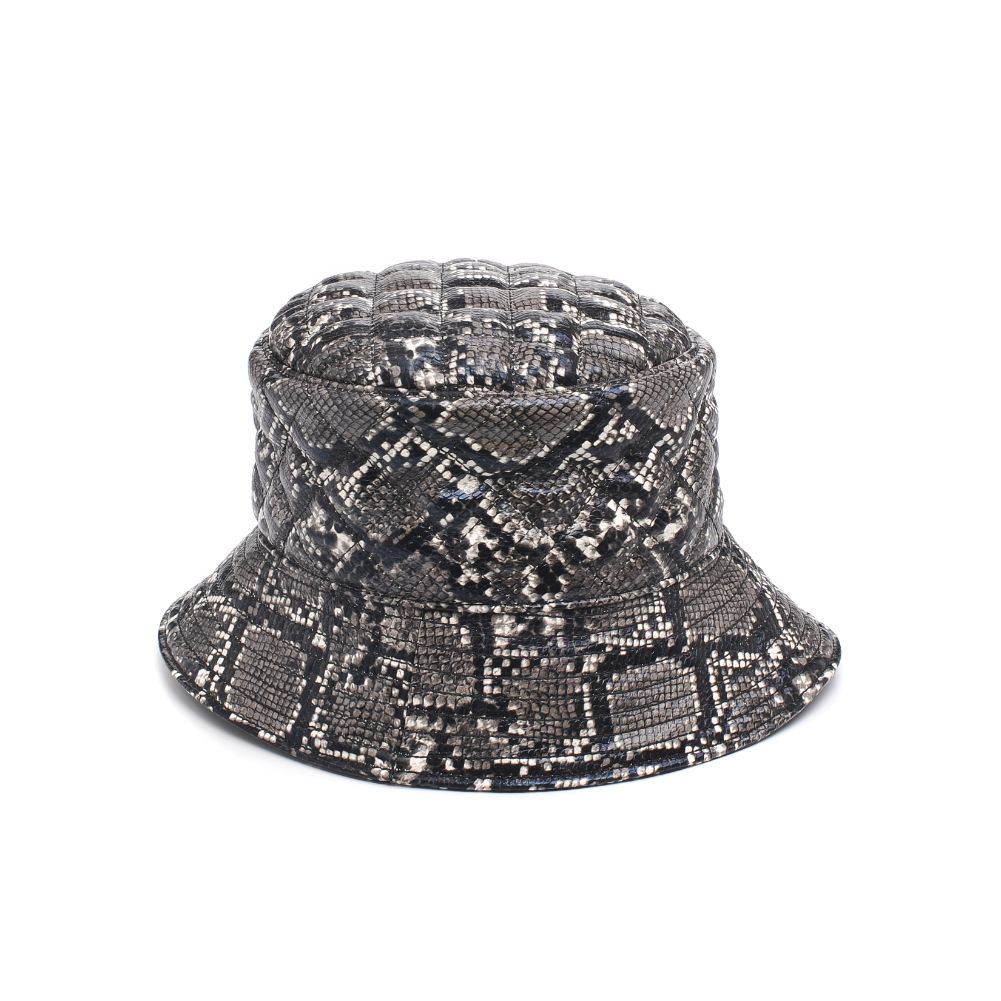 Stylish Quilted Vegan Leather Bucket Hat for Women & Men - Fashionable Sun Protection for Outdoor Activities, Beach, Travel & Summer