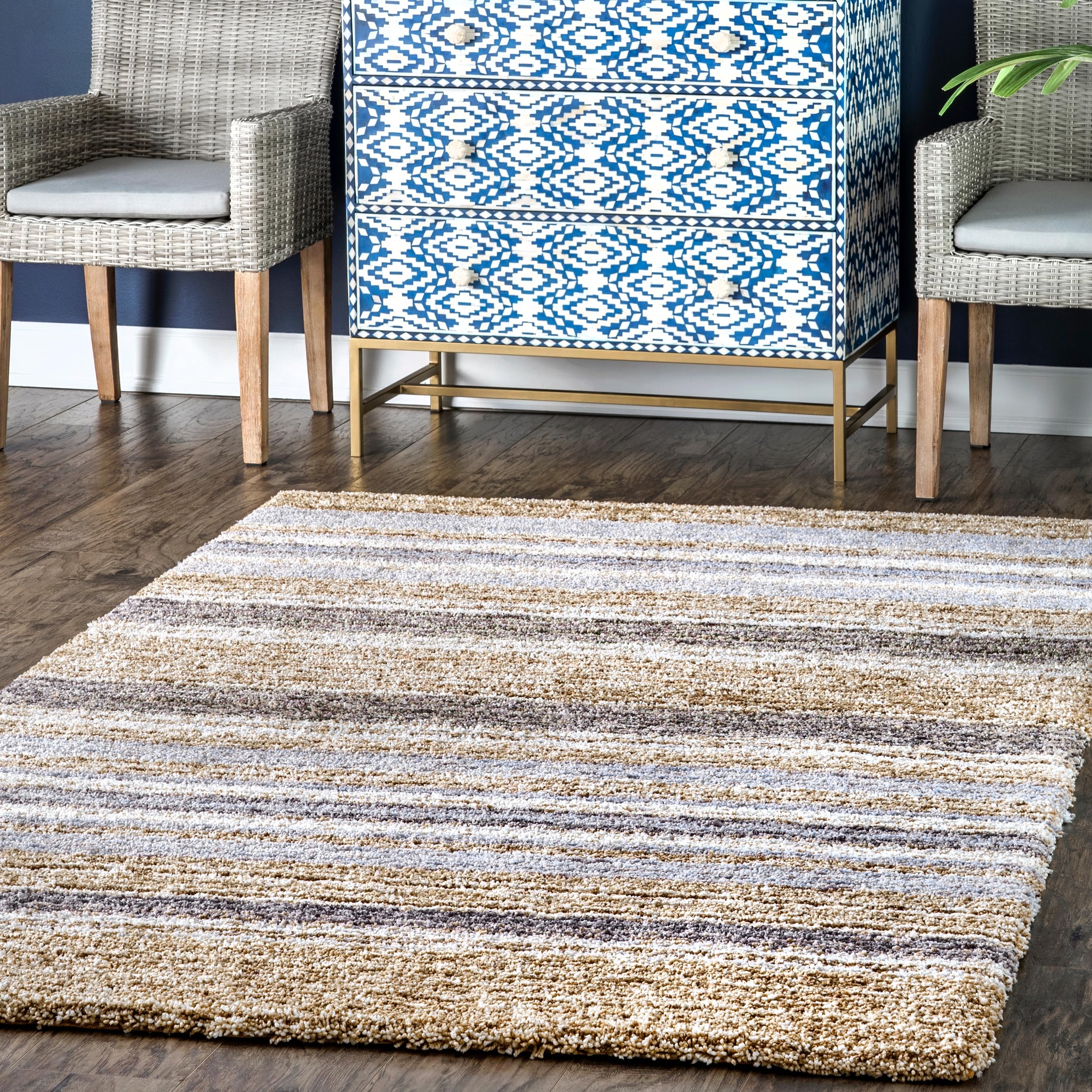 nuLOOM Drey Striped Shag Area Rug 5x8 Feet - Soft Plush Casual Denim & Ivory Shaggy Rug for Living Room, Bedroom, Dining Room, Nursery - Perfect for Cozy Home Decor & Kids Play Area
