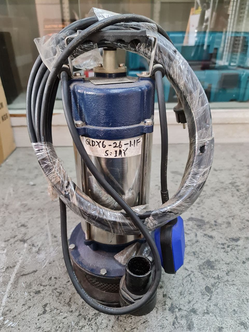 1.5HP Aiko QDX6-26-1.1F Submersible Water Pump 26m Head for Home, Garden & Industrial Use - Deep Well, Pool Drainage, Irrigation System