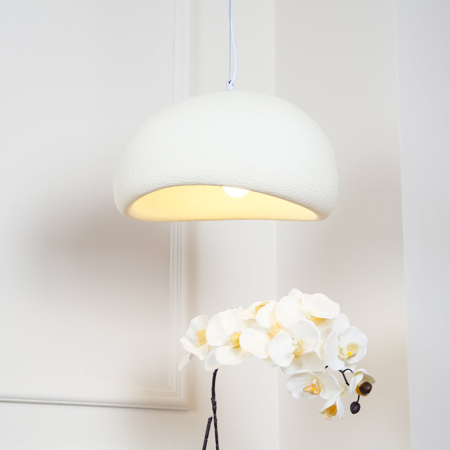 Modern Cloud Pendant Light Fixture - Stylish Hanging Ceiling Lamp for Living Room, Bedroom & Dining Area - Perfect for Home Decor and Ambient Lighting