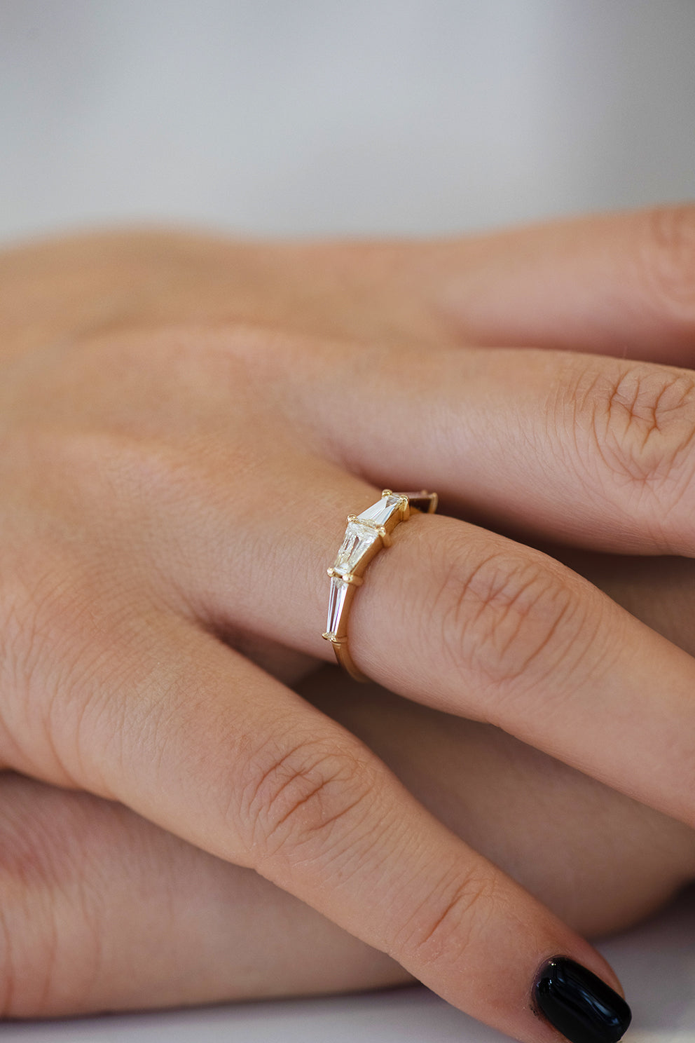 Exquisite Tapered Baguette Diamond Engagement Ring - 14K White Gold Vintage Wedding Band for Women - Perfect for Proposals, Anniversaries & Romantic Occasions