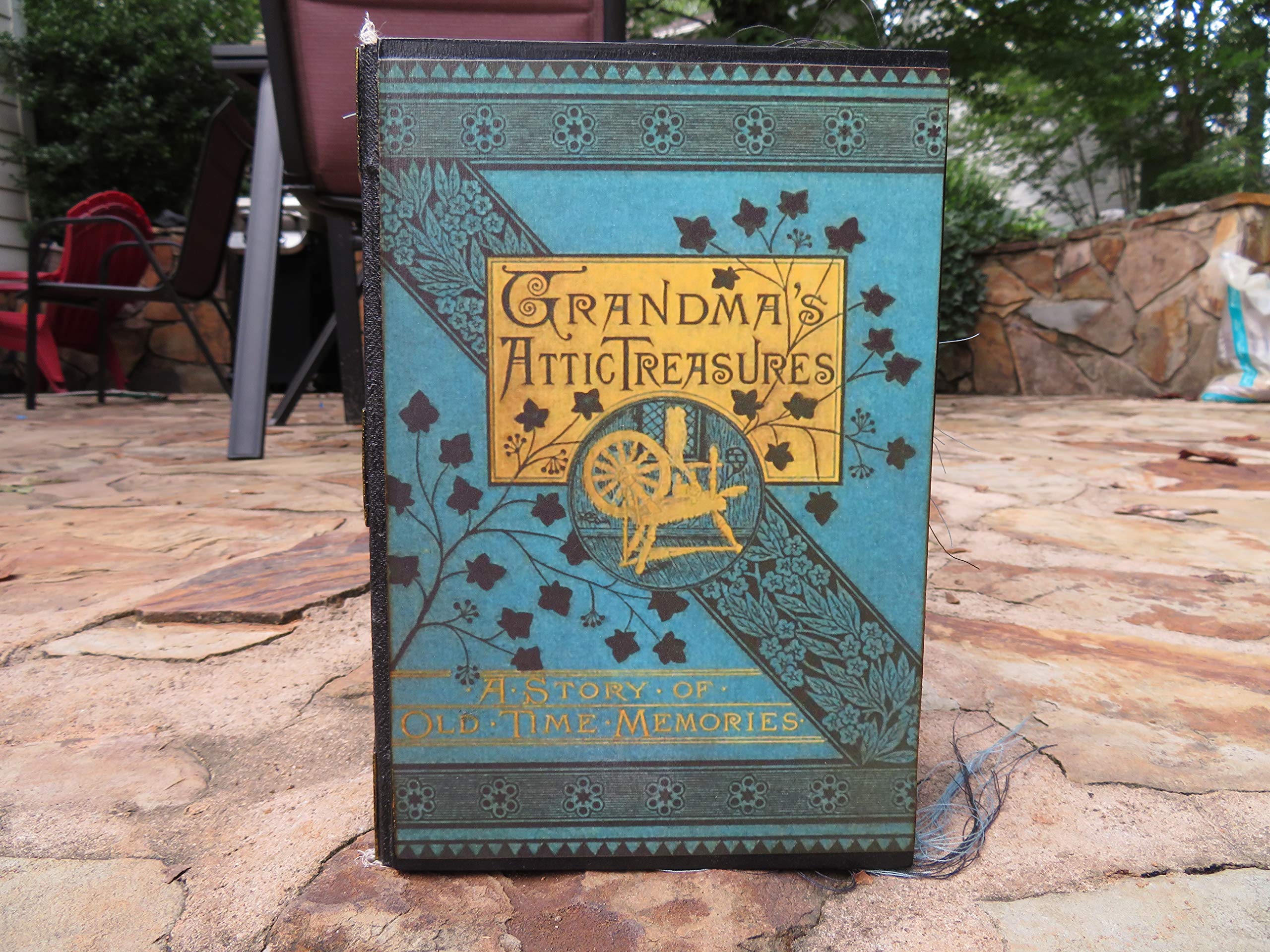Vintage Writing Journal & Junk Notebook - Handmade Guest Book for Scrapbooking, Memory Keeping, and Gift Giving - Perfect for Travel Diaries, Wedding Guest Books, and Creative Journaling