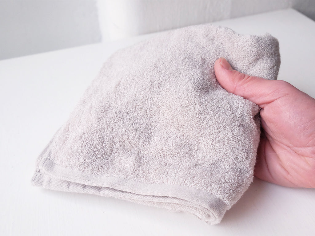 Premium Imabari Easy Dry Face Towel by Hartwell - Ultra Soft & Quick Absorbing Japanese Bath Towel for Gym, Travel & Skincare Routine