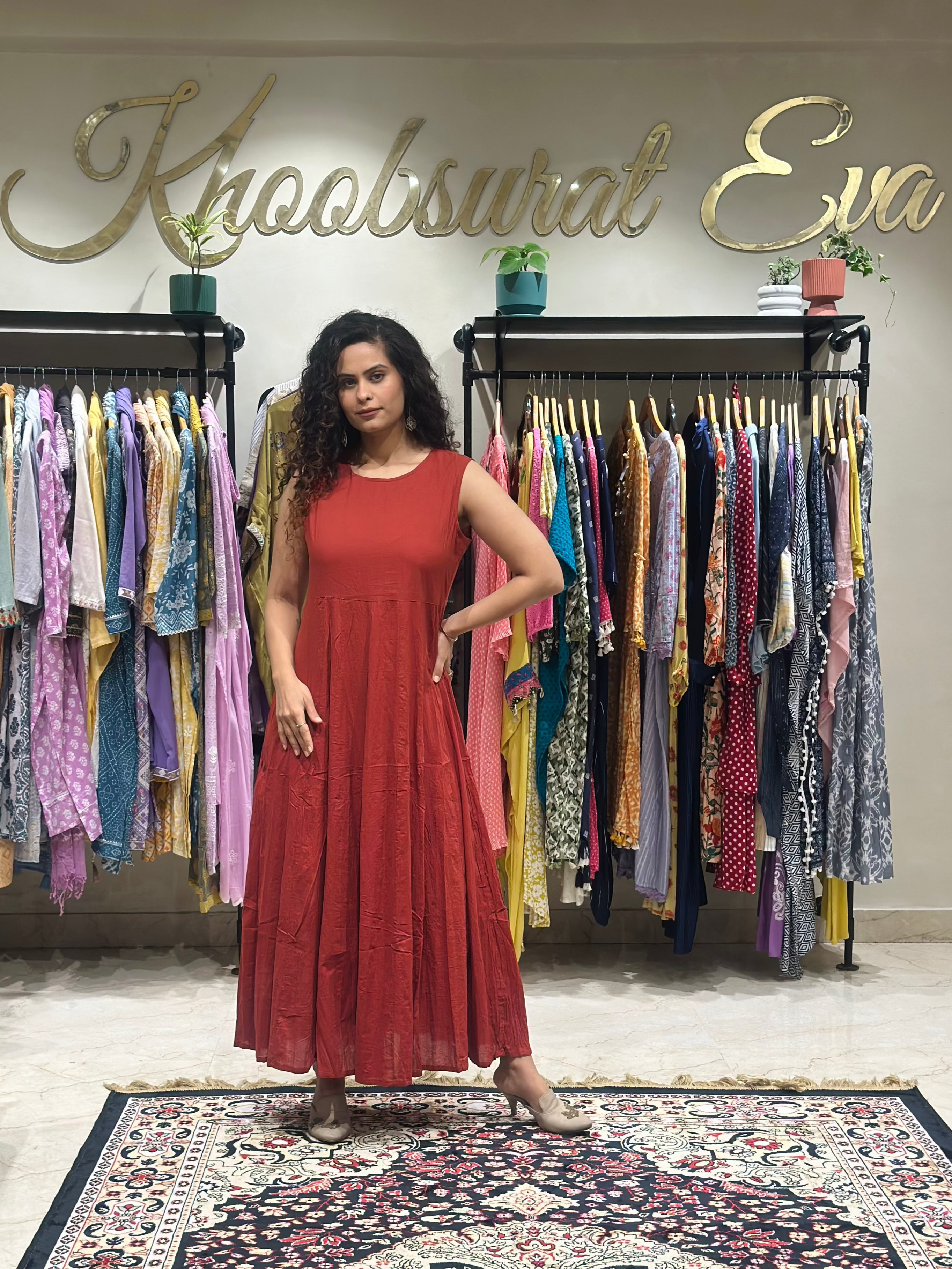 Stylish Kashmiri Red Kurta Set for Women - Traditional Indian Ethnic Wear for Festivals, Weddings & Special Occasions