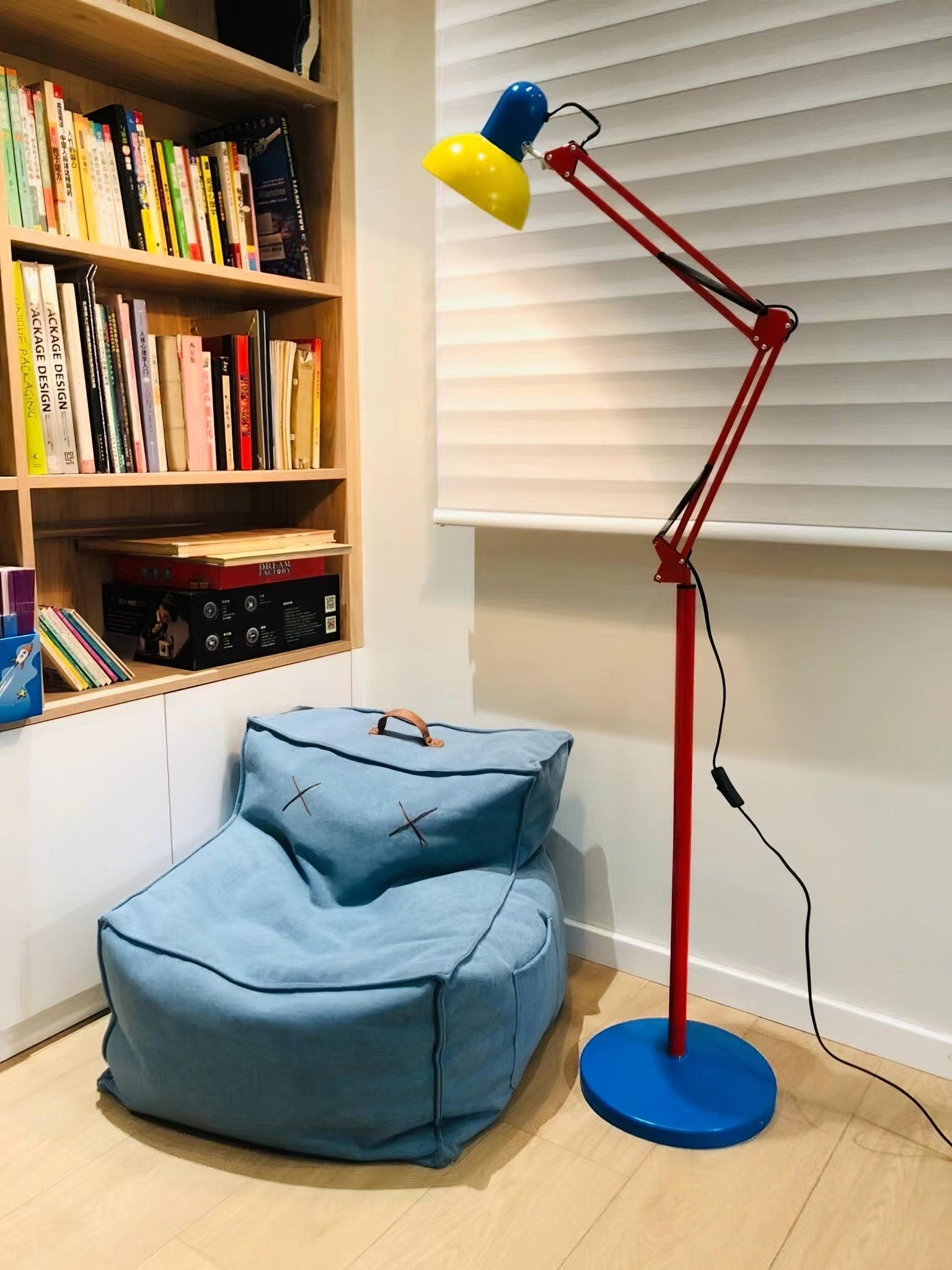 Flexi Memphis Floor Lamp - Adjustable Modern LED Standing Light for Living Room, Bedroom & Office - Perfect for Reading, Working & Ambient Lighting