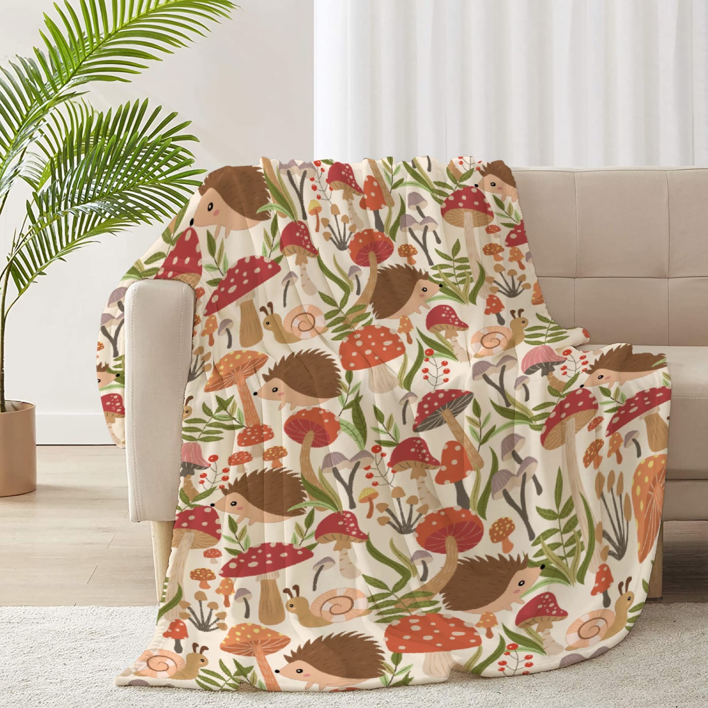 Funny Squirrel & Mushroom Fleece Throw Blanket - Ultra Soft Cozy Extra Large 120x90 Inches (Overking) for Couch, Bed, Living Room - Perfect Gift for Women, Men, Kids - All Season Family Blanket for Snuggling, Movie Nights & Home Decor