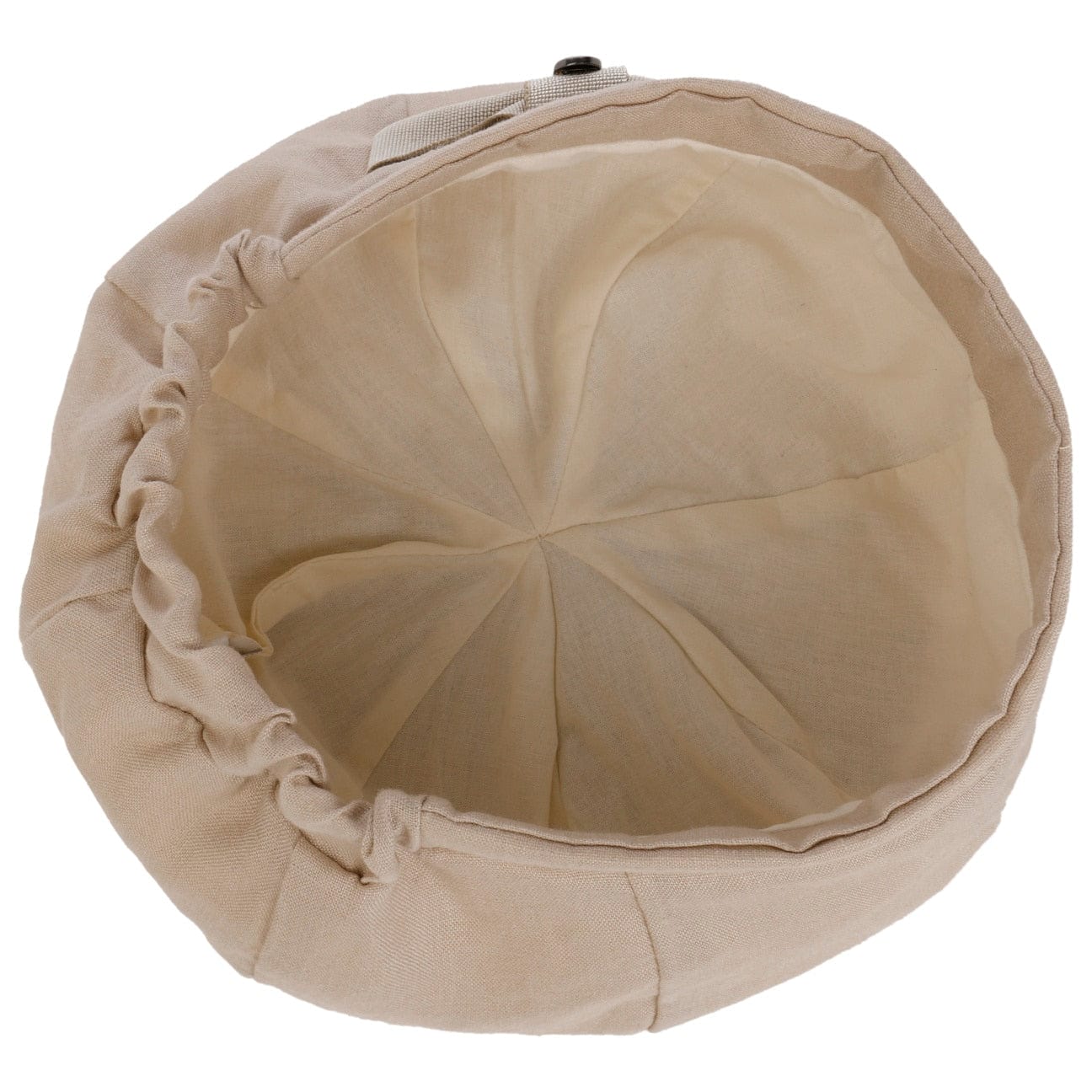 Lierys Women's Fashion Beret Hat with Loop - Stylish Wool Blend Cloche Cap for Fall & Winter Outfits, Travel, and Photoshoots