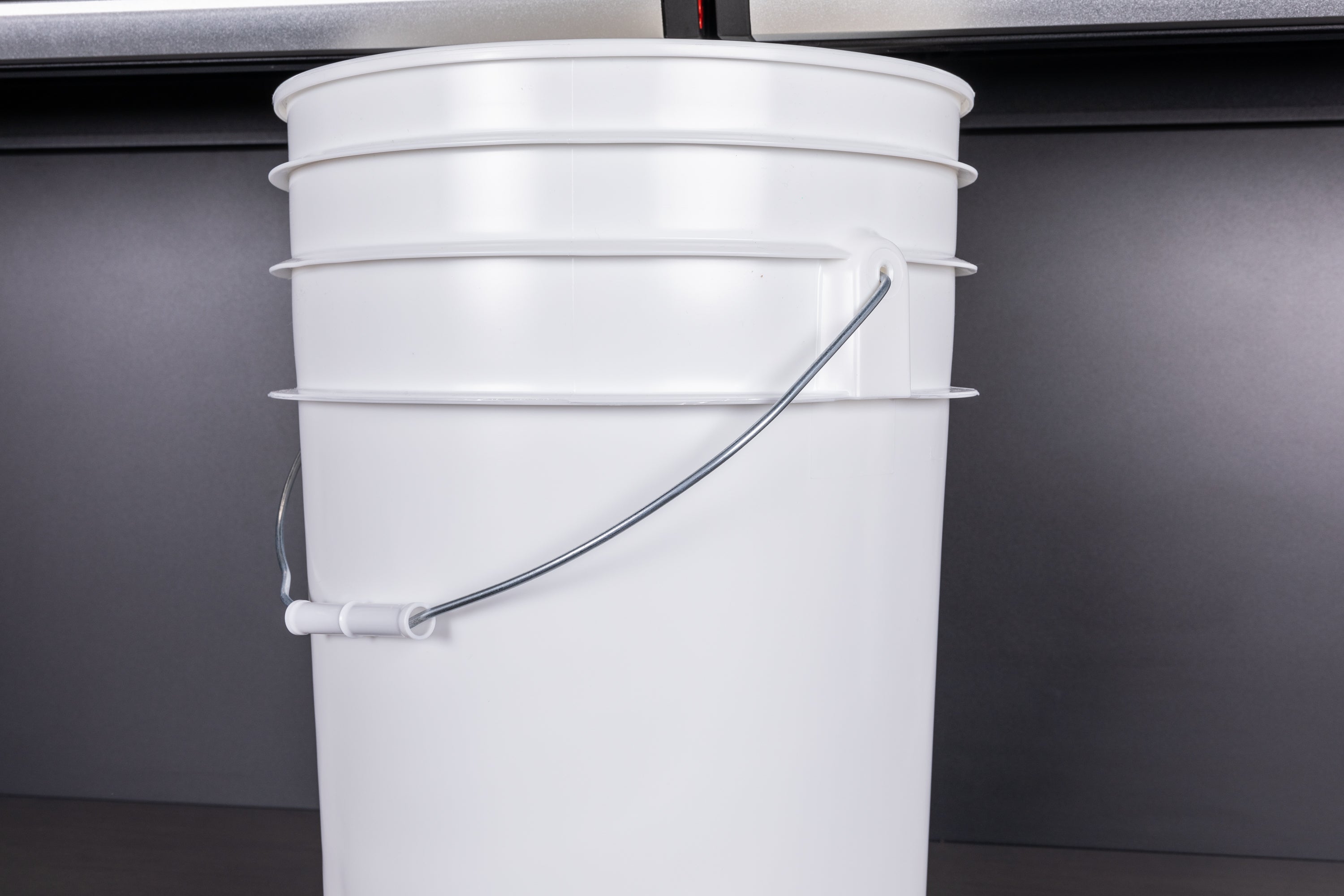 6 Gallon Buckets with Lids - Heavy Duty Plastic Pails for Storage, Construction, Painting & DIY Projects | Food Safe & Durable for Home, Garden & Industrial Use