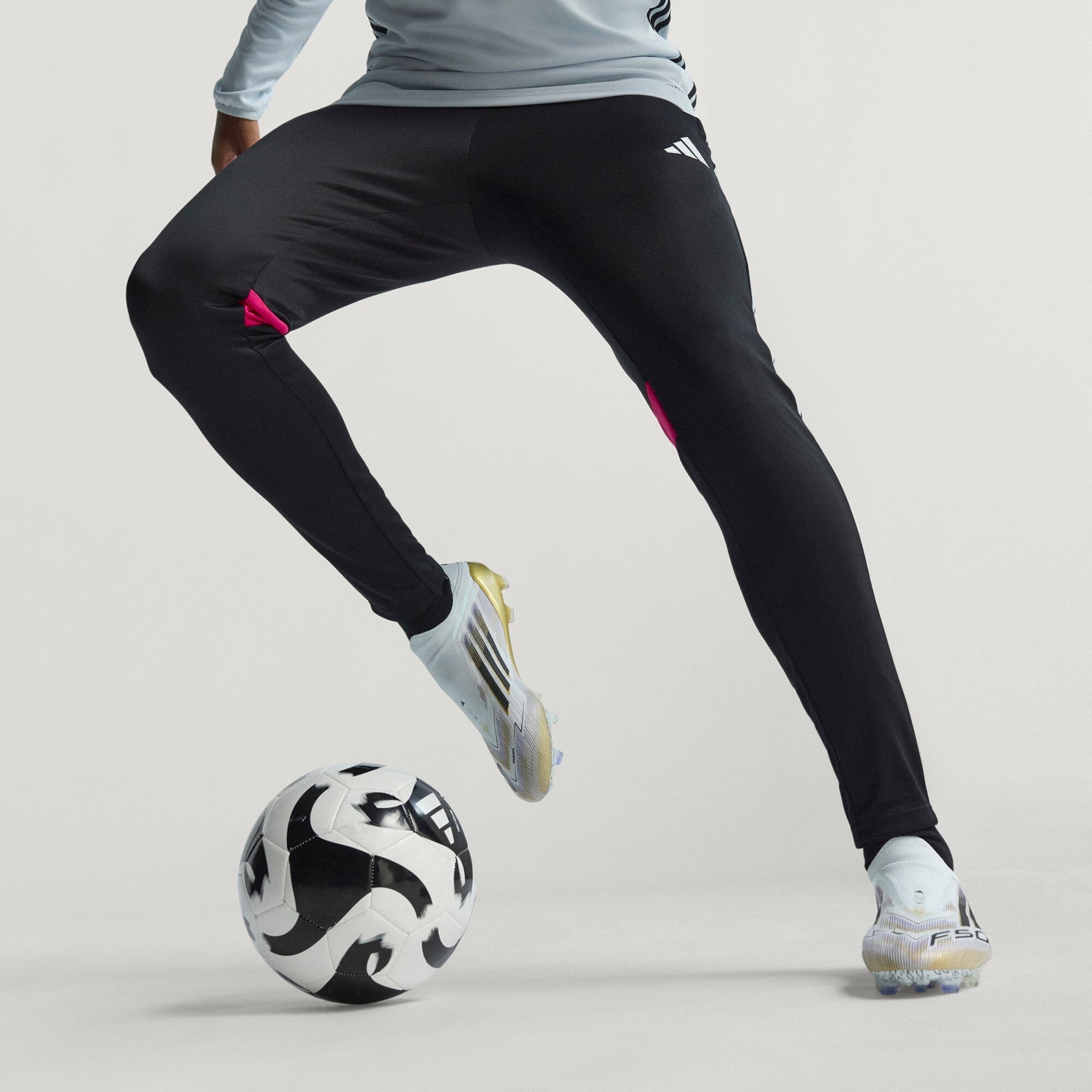 adidas F50 Elite Laceless Soccer Cleats - Lightweight Football Boots for Men & Women - Perfect for Turf, Grass & Indoor Matches