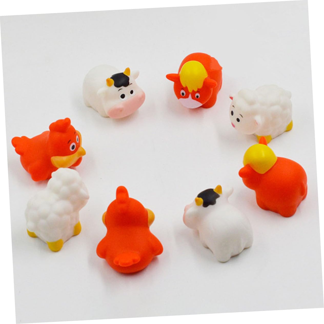 FAVOMOTO 8-Piece Bath Toys Set - Cute Floating Animal Squirt Toys for Kids, Safe Vinyl Water Play Toys for Toddlers | Perfect for Bathtime Fun, Pool Parties & Sensory Play