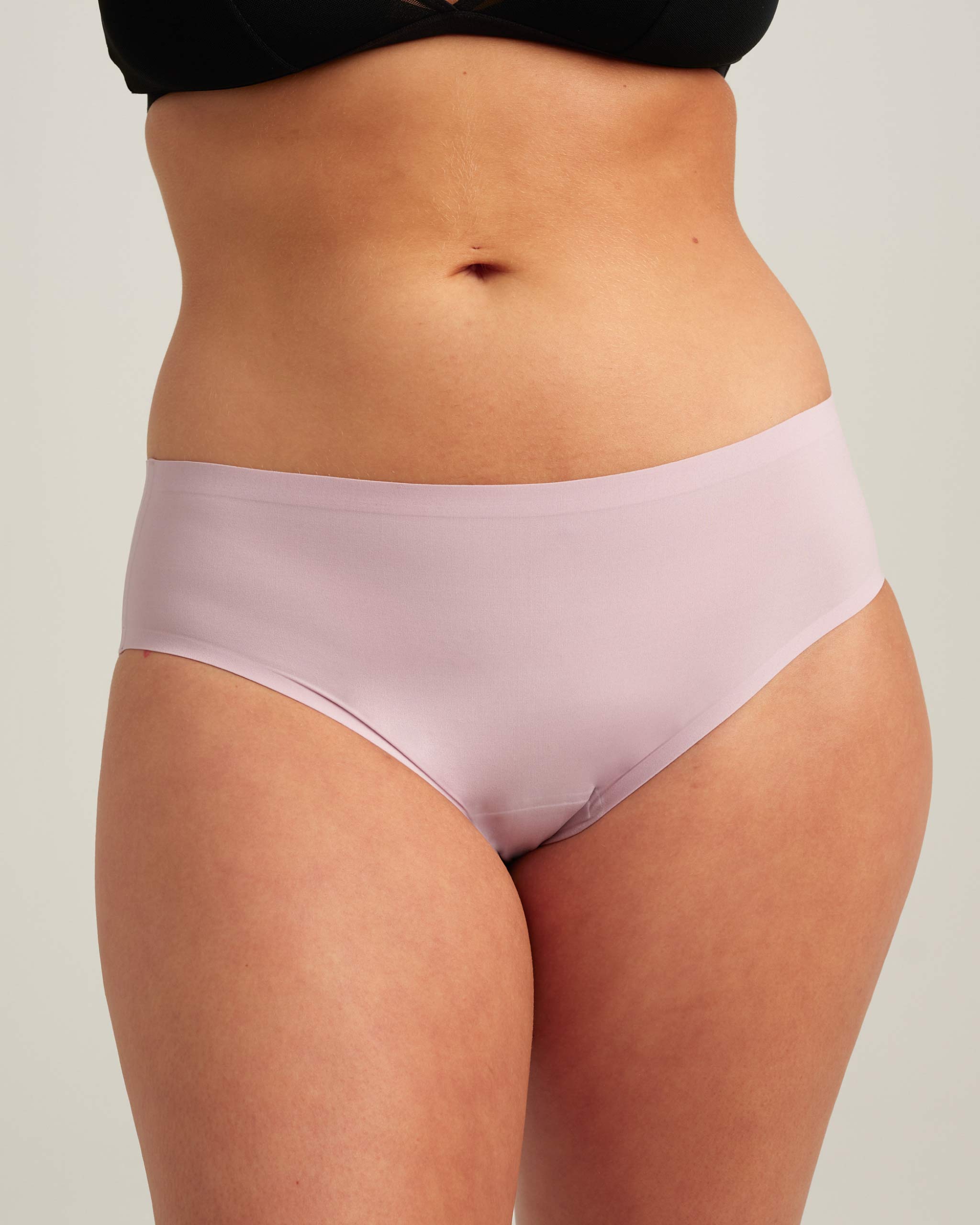 Saalt Wear Leakproof Seamless Brief - Ultra Thin Period Underwear for Women | Comfortable & Absorbent | Perfect for Yoga, Workouts & Everyday Wear