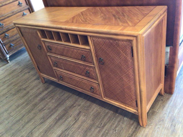 Vintage American Drew Wicker Style 3-Drawer 2-Door TV Media Cabinet - Perfect for Living Room, Bedroom & Home Theater Storage