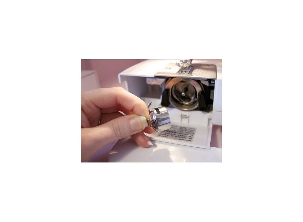 Janome 2200XT Professional Sewing Machine for Beginners & Advanced Users - Heavy Duty, 22 Built-in Stitches, Free Arm - Perfect for Quilting, Dressmaking & Home DIY Projects