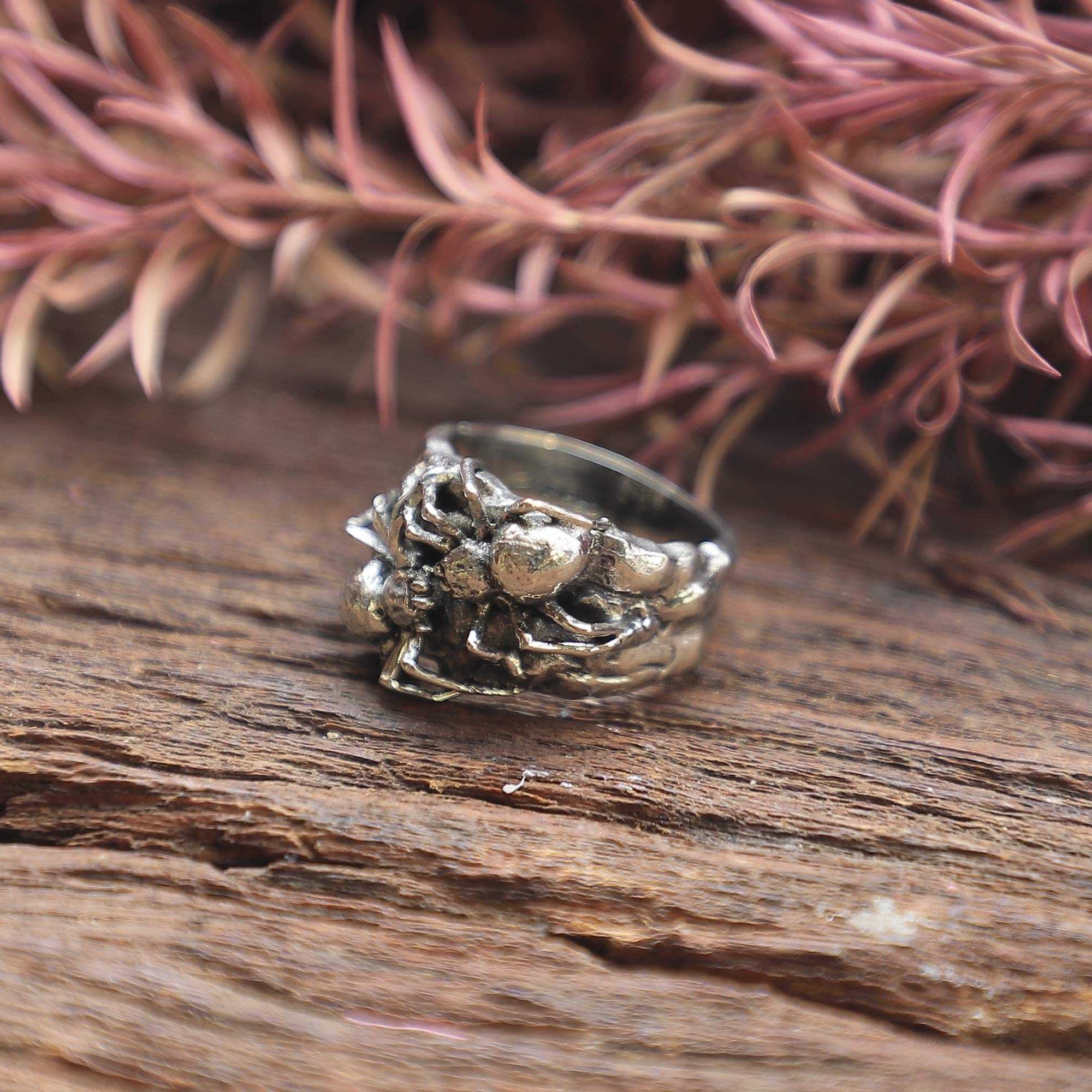 Gothic Spider Ring for Men & Women - 925 Sterling Silver Biker Witch Jewelry - Viking Skull Pagan Insect Ring - Perfect for Halloween, Gothic Fashion & Dark Aesthetic Outfits