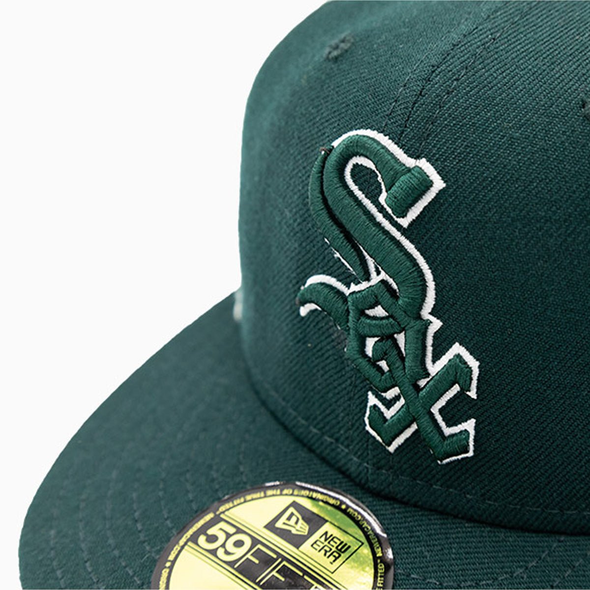 Chicago White Sox MLB 59FIFTY Fitted Baseball Cap - Official Team Logo, Adjustable Snapback for Men & Women - Perfect for Games, Fan Gear & Streetwear Fashion