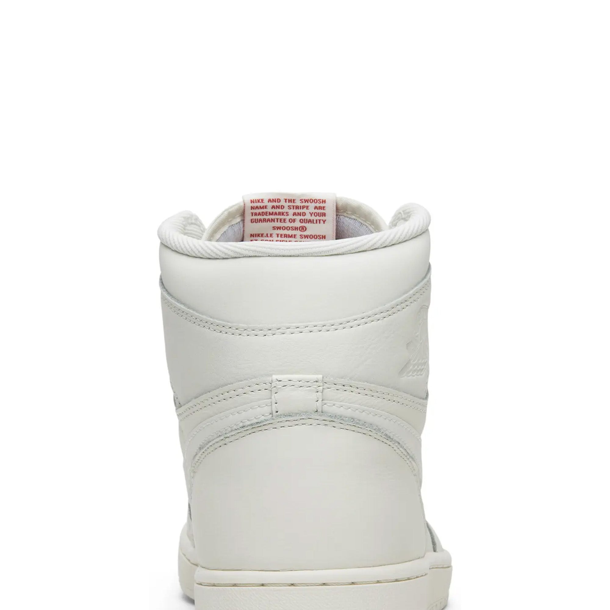 Air Jordan 1 Retro High OG 'Sail' Sneakers (2017) - Men's Basketball Shoes for Streetwear & Casual Fashion