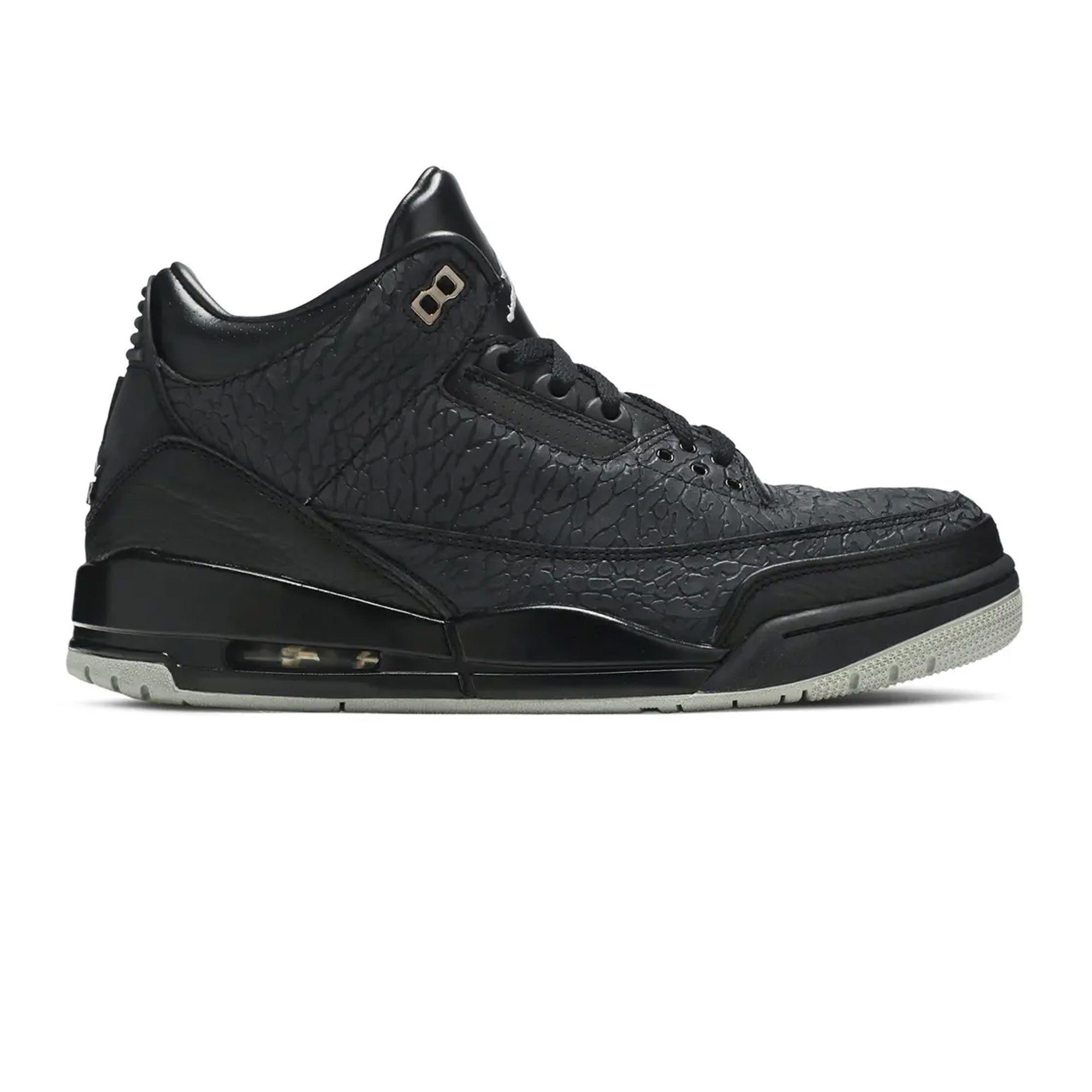 Air Jordan 3 Retro 'Black Flip' Men's Basketball Shoes (2011 Release) - Classic Sneakers for Streetwear & Casual Style