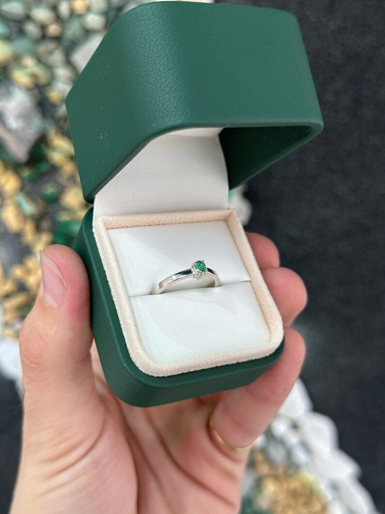 0.15ct Sterling Silver 925 Petite Pear Cut Vivid Medium Green Emerald Ring for Women - Elegant Jewelry Gift for Birthday, Anniversary & Special Occasions
