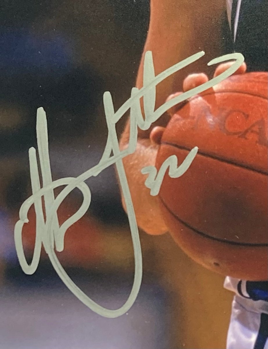 Christian Laettner Autographed 11x14 Framed Duke Blue Devils Basketball Photo - Perfect for Sports Memorabilia Collections, Man Cave Decor, and Duke Fan Gifts