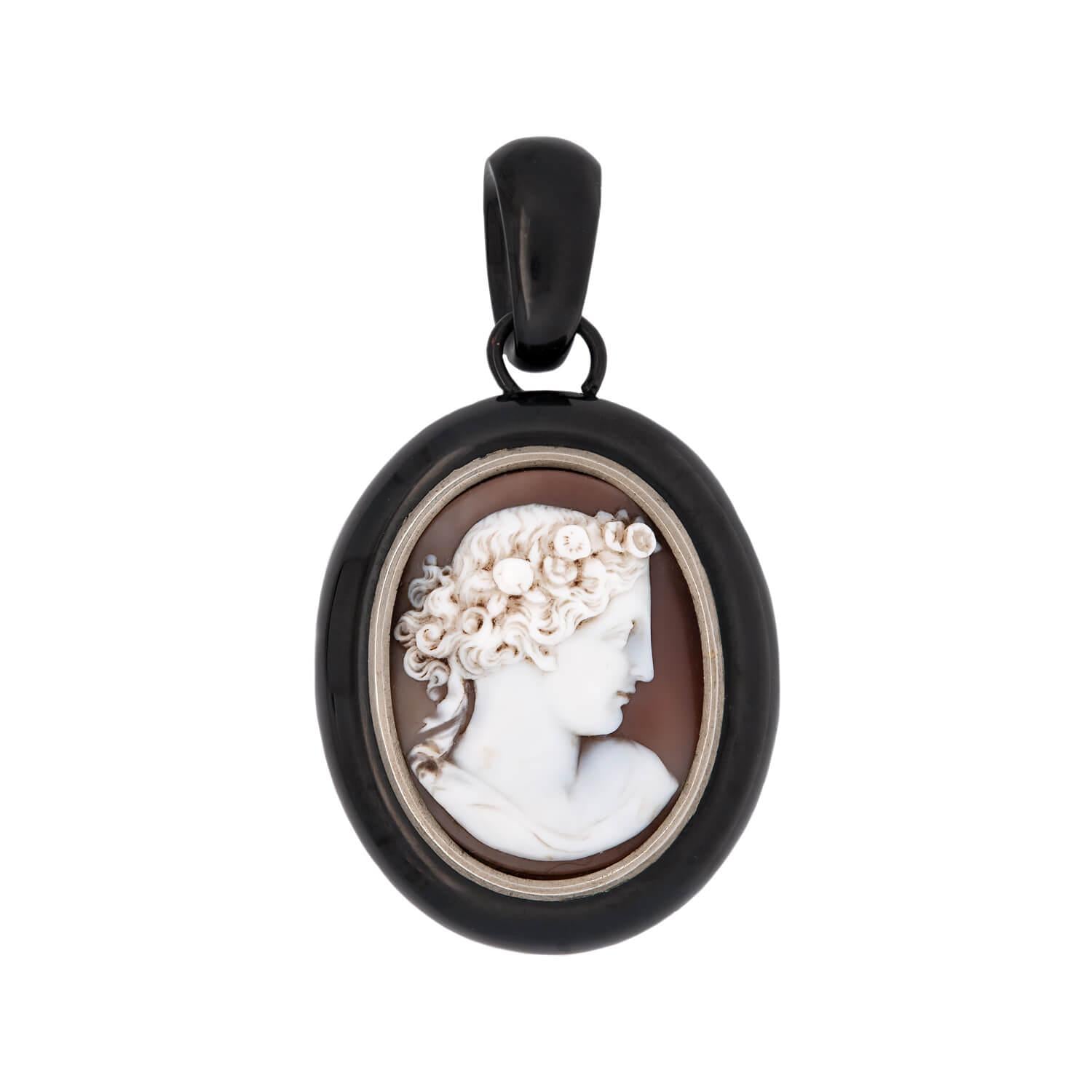 Victorian Sterling Silver Carved Jet Shell Cameo Pendant Necklace - Antique Inspired Jewelry for Women - Perfect for Vintage Lovers, Gift Giving & Special Occasions