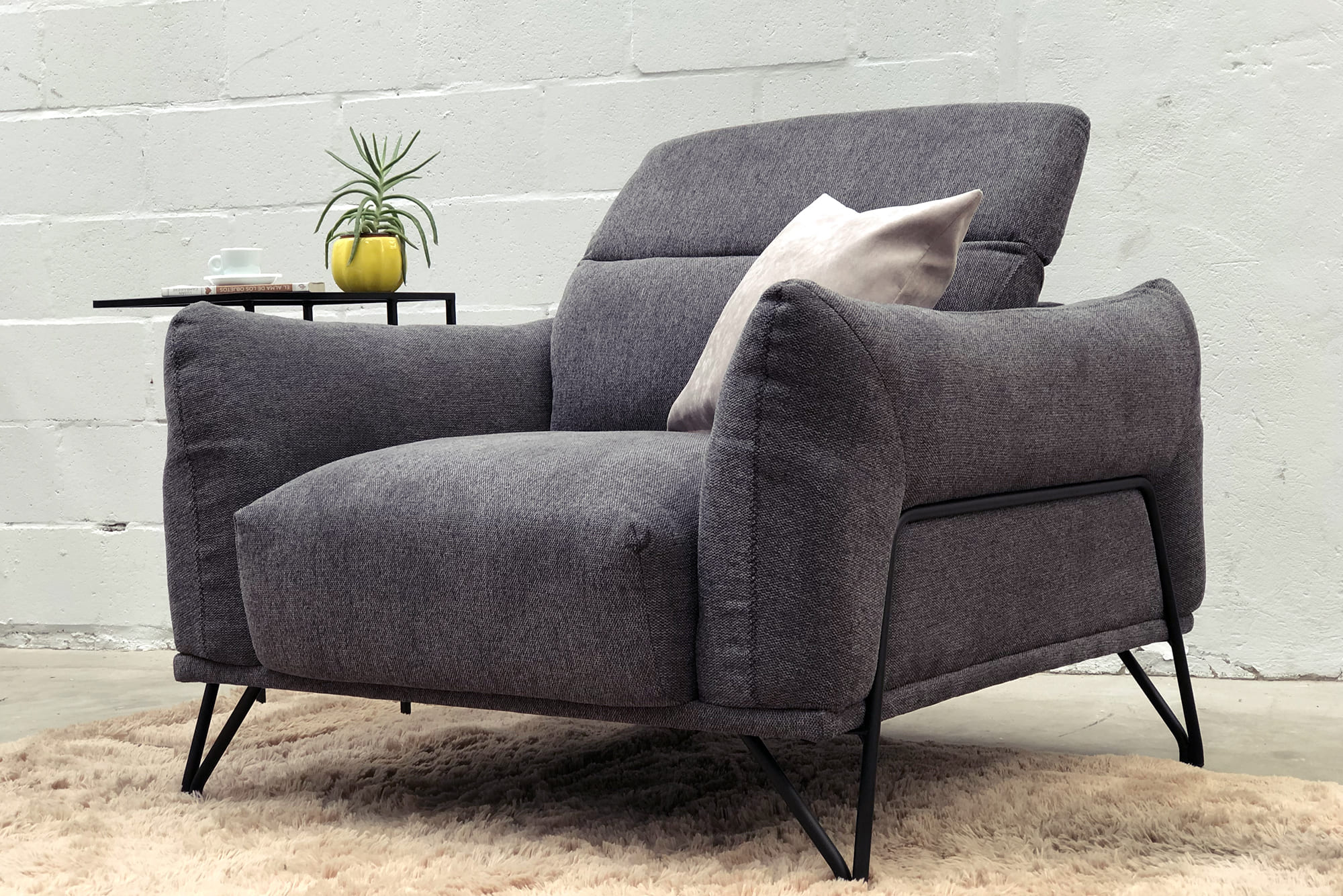 Jeff Single Sofa Chair - Modern Comfortable Living Room Furniture for Relaxing & Reading | Perfect for Small Spaces, Apartments & Cozy Corners