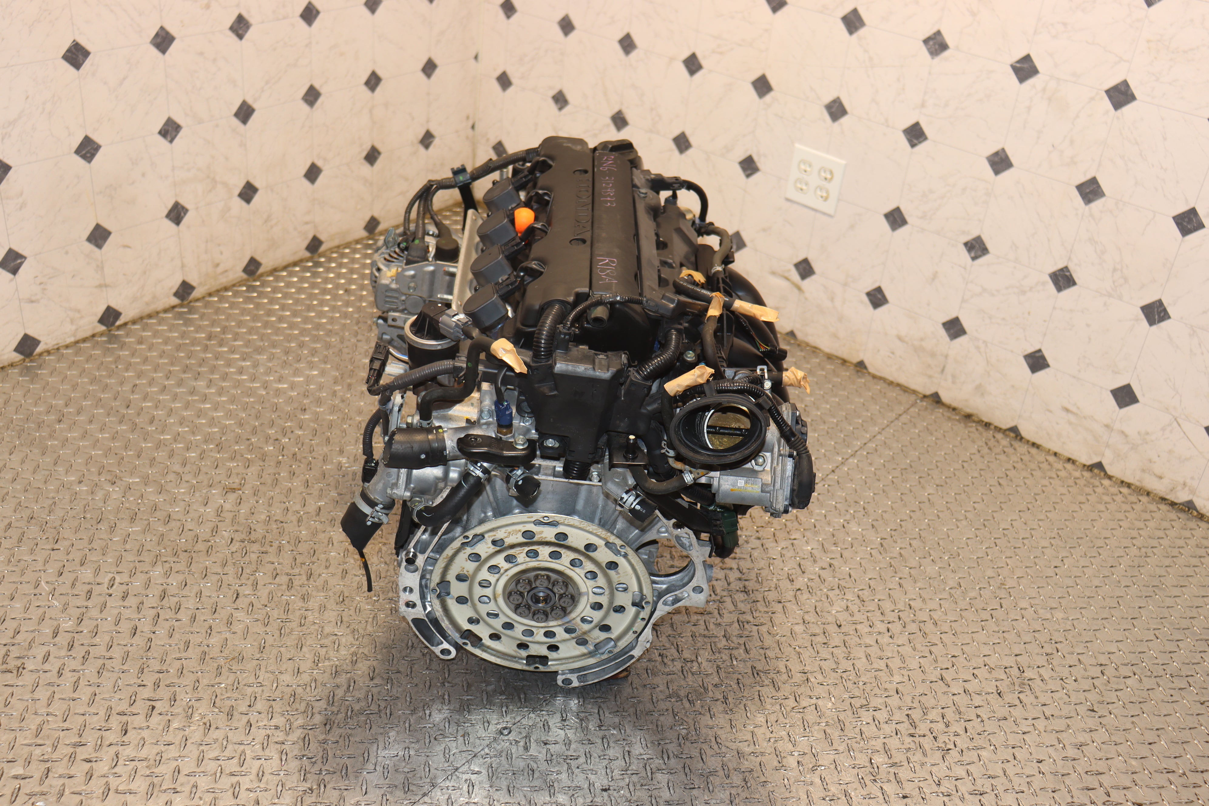 JDM R18A 1.8L SOHC i-VTEC 4 Cylinder Engine for 2006-2011 Honda Civic - Performance Upgrade & Replacement Part for Street Racing & Daily Driving