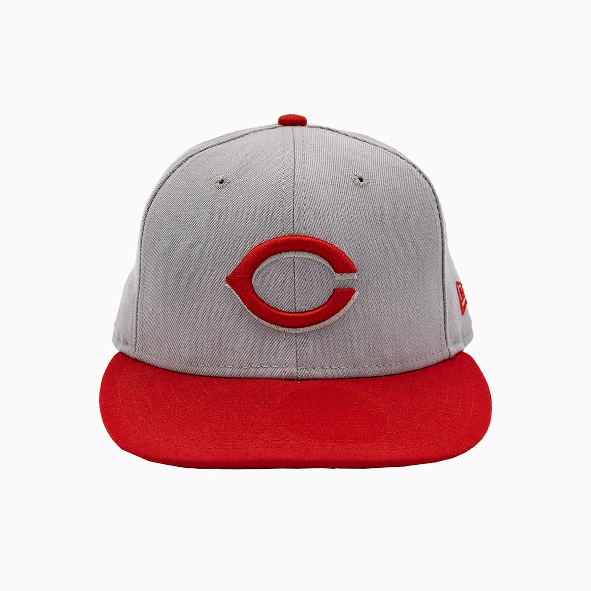 Official Cincinnati Reds MLB 59FIFTY Fitted Baseball Cap - Adjustable Snapback Hat for Men & Women - Perfect for Games, Tailgating & Fan Collections